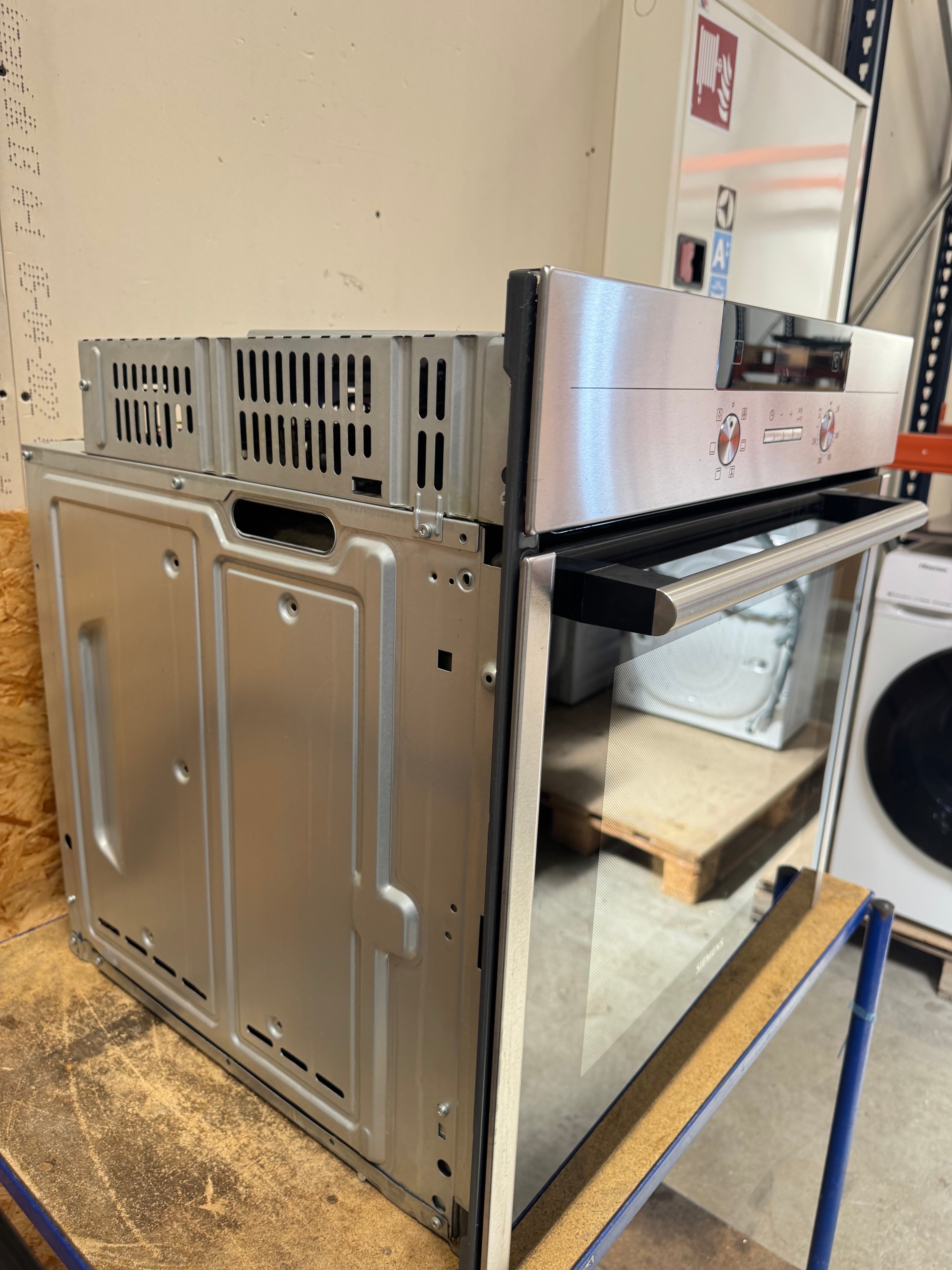 Siemens iQ500 indbygningsovn HB23AB522S - D19025