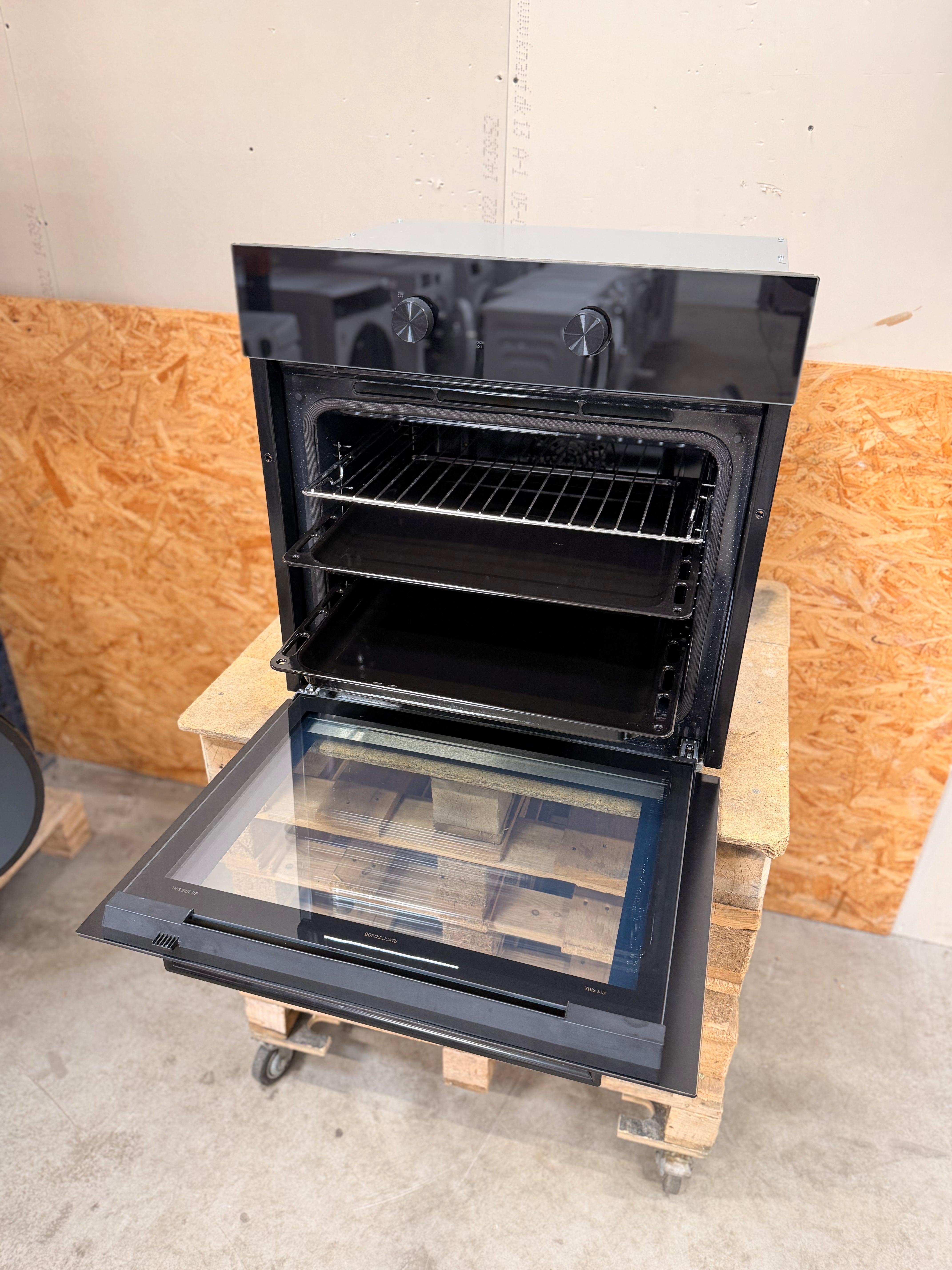 Vestfrost indbygningsovn VBO1260N PYRO - D19627