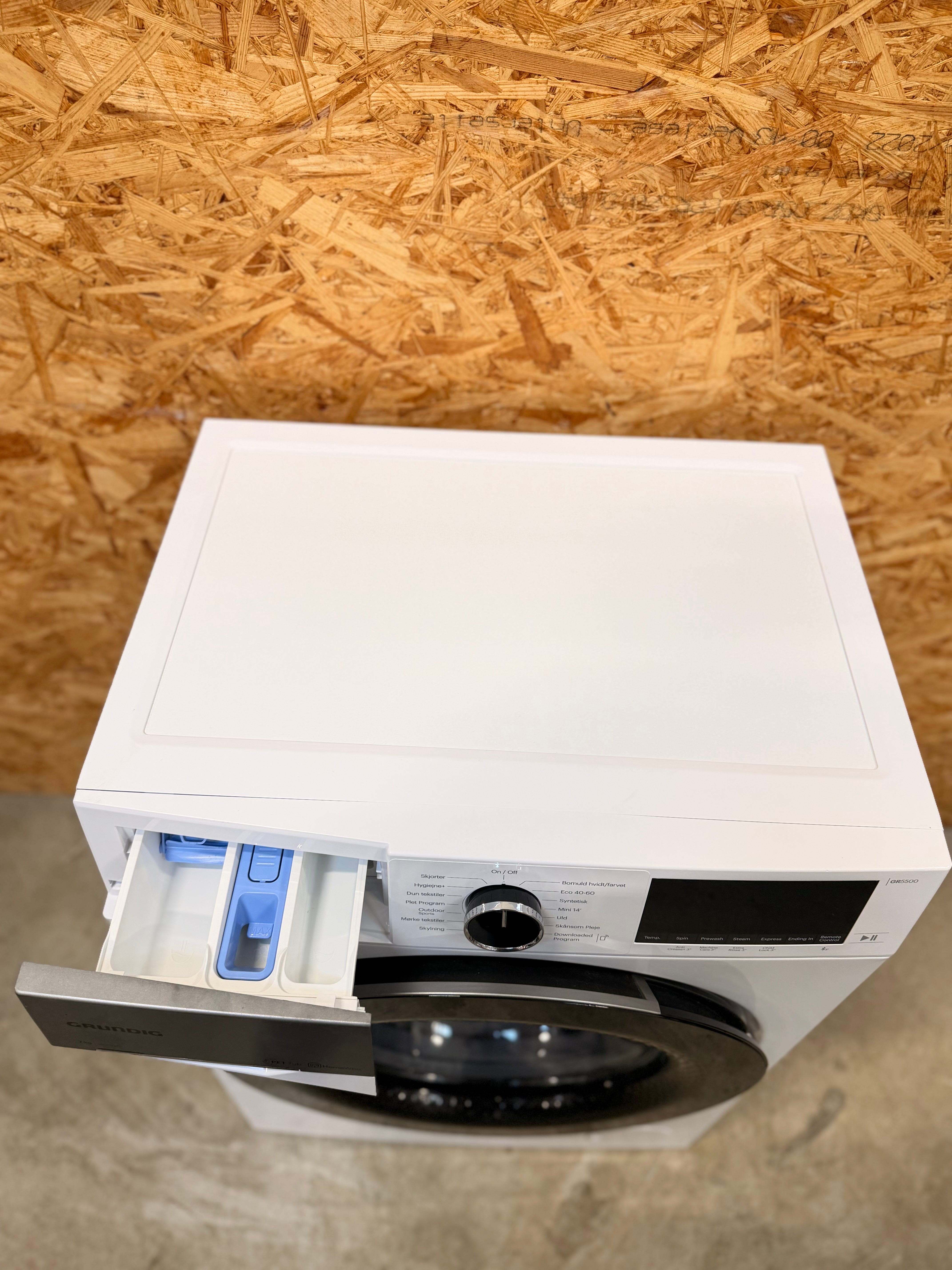 GRUNDIG SlimLine vaskemaskine GWP5744W - D19882