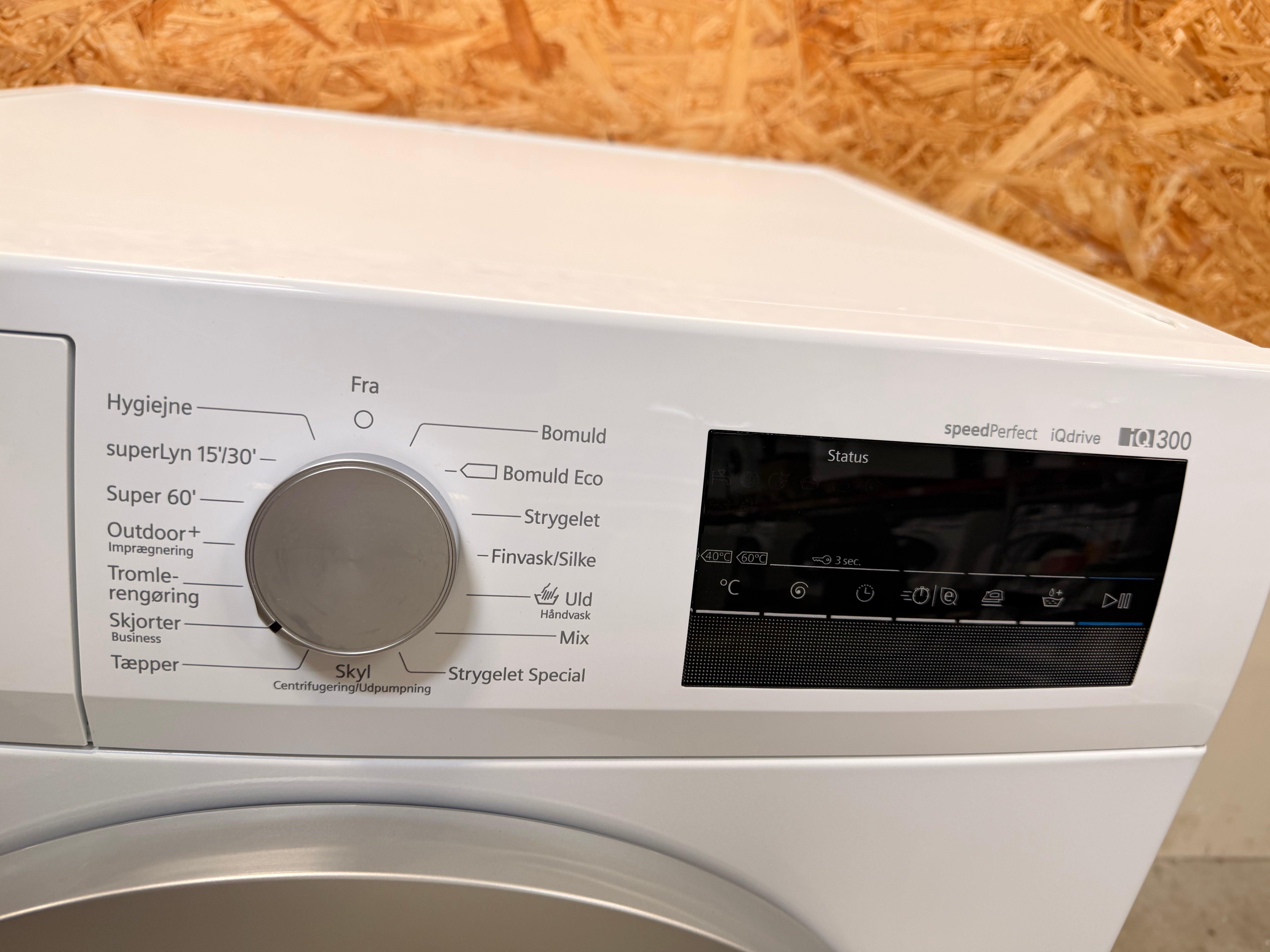 Siemens iQ300 vaskemaskine WM14N2S7DN - D19885