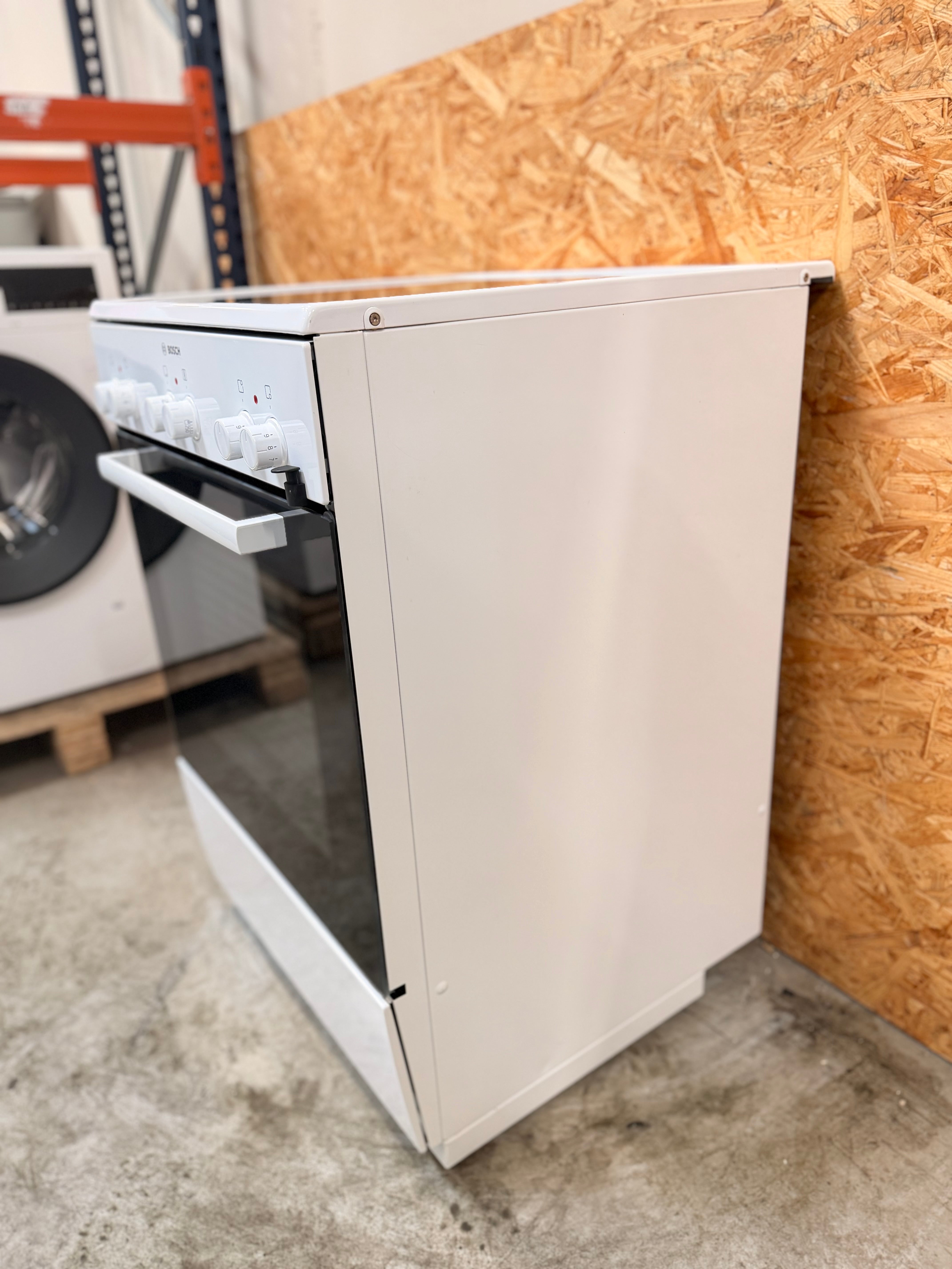 Bosch keramisk komfur HCE622123 - D19771