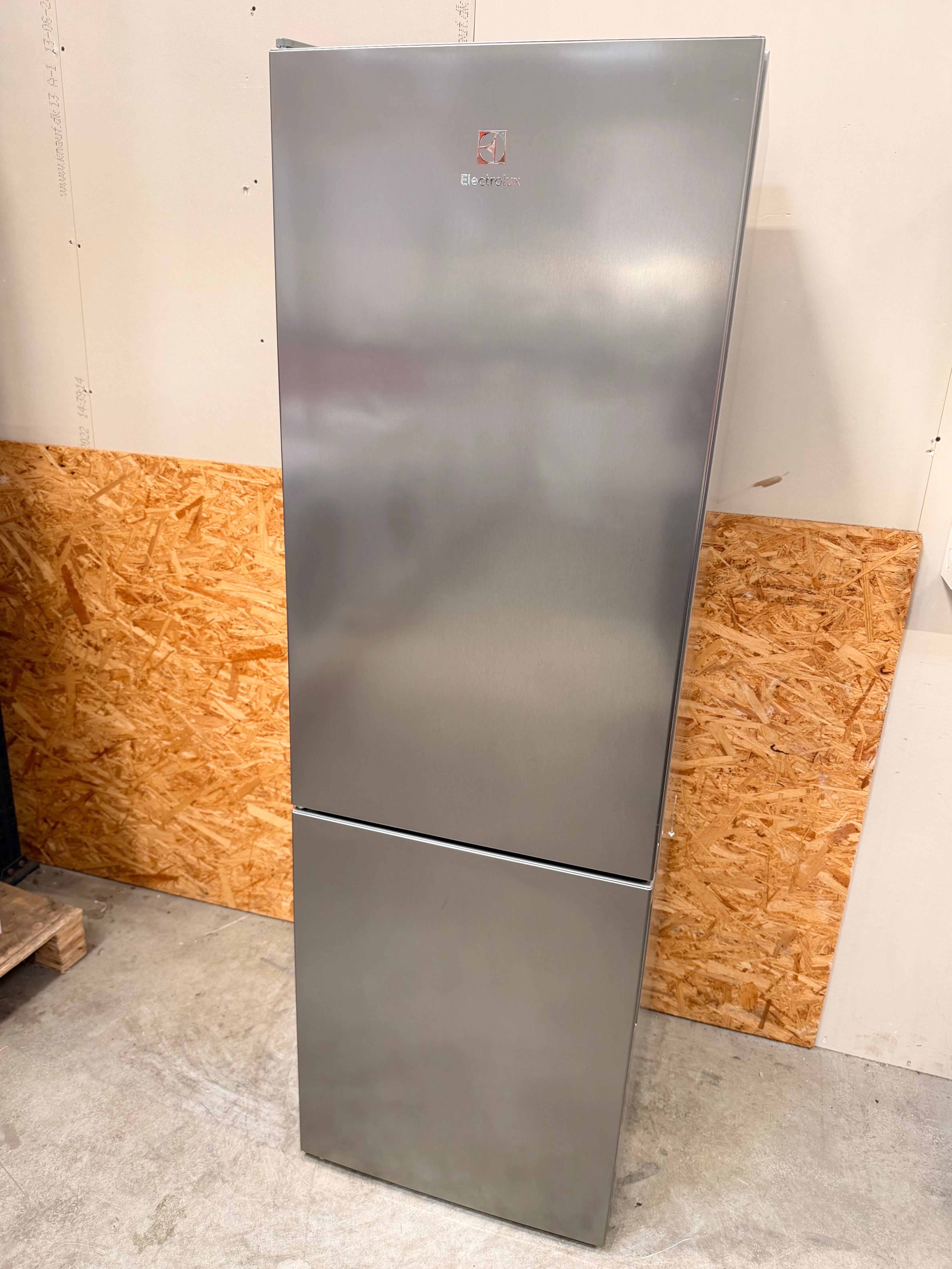 Electrolux køle/fryseskab LNT6ME32U1 - D19760