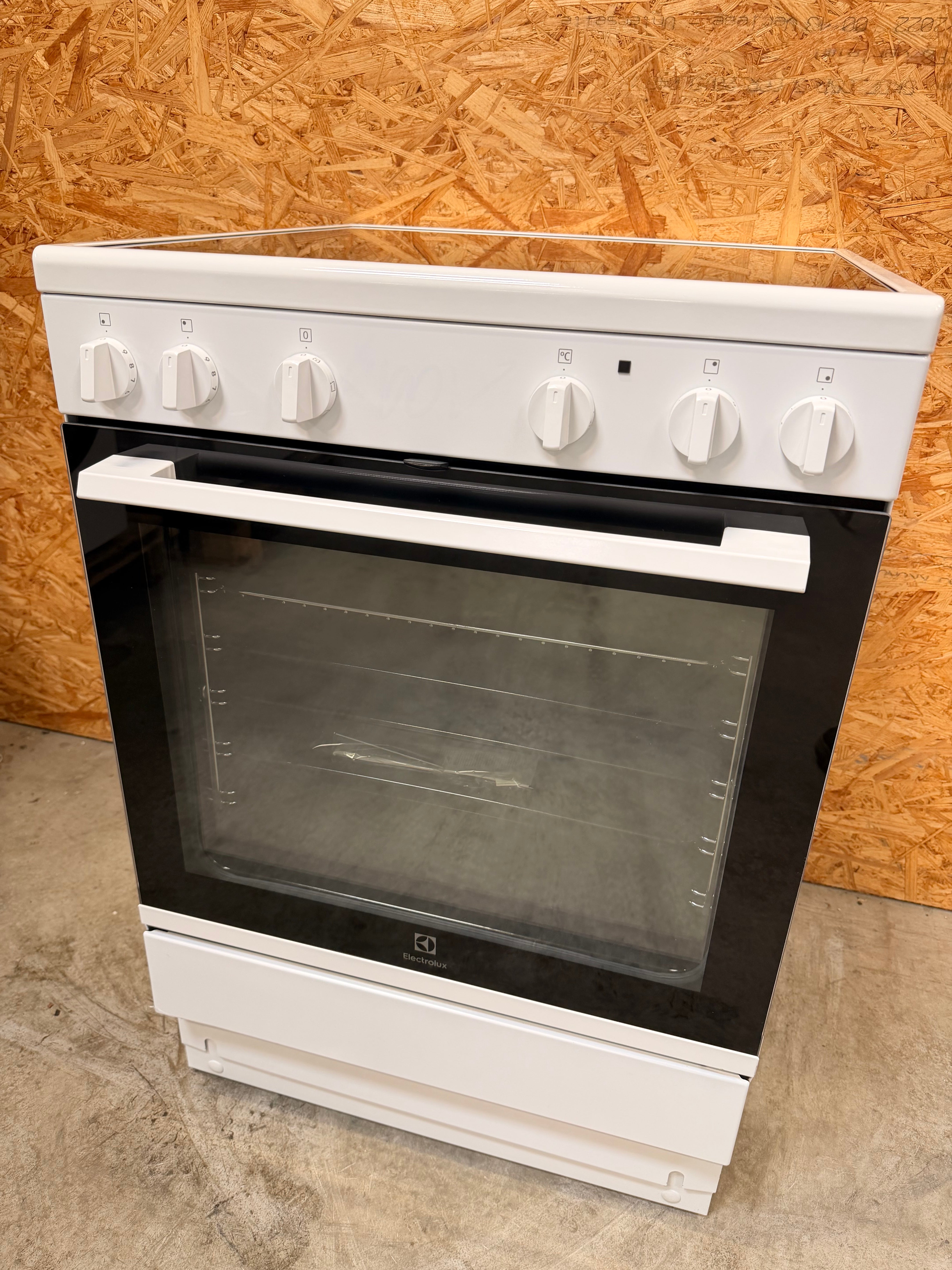 Electrolux keramisk komfur KKR6001ANW - D19699
