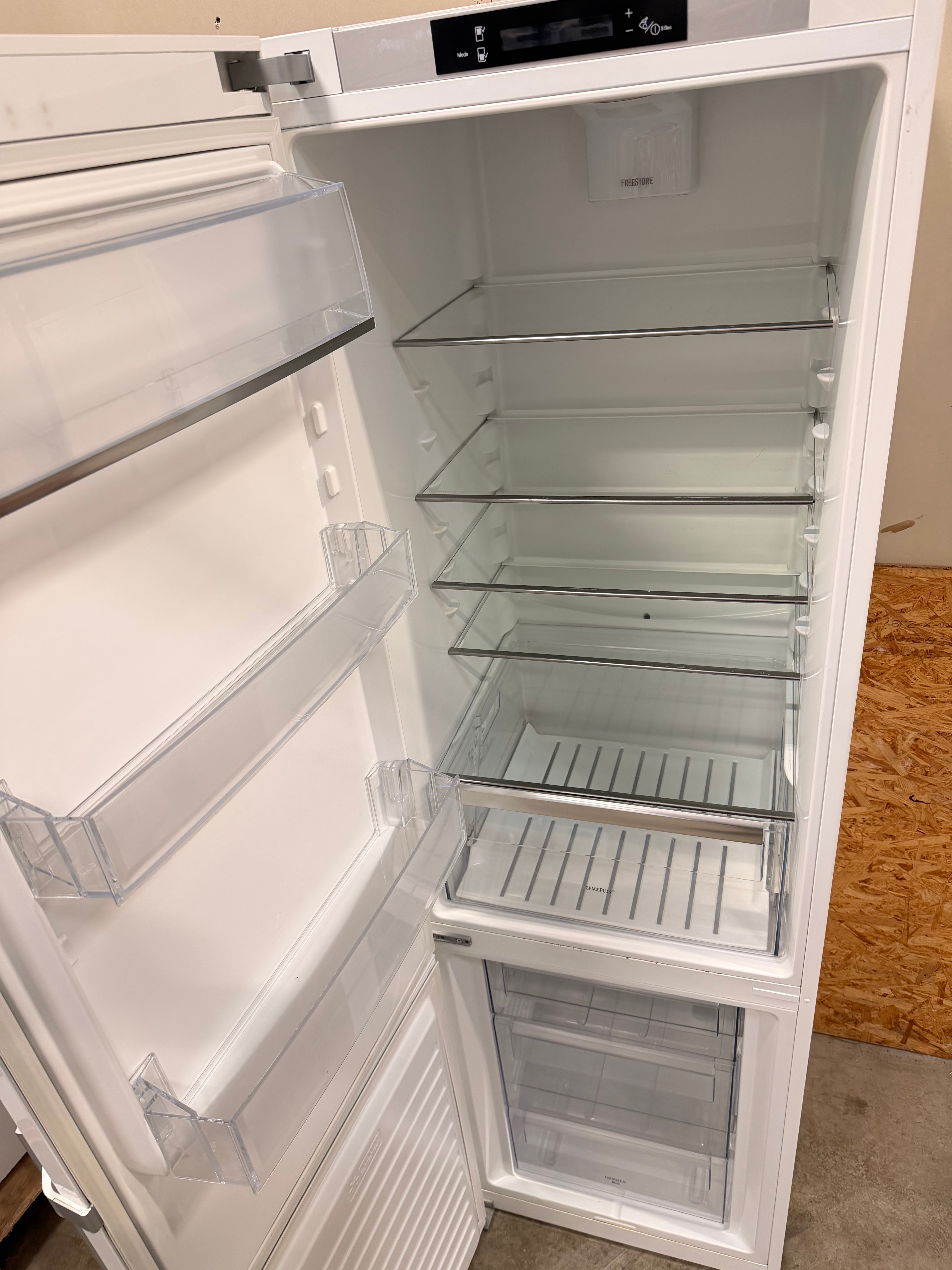 Electrolux køle/fryseskab EN4015MOW - D17247