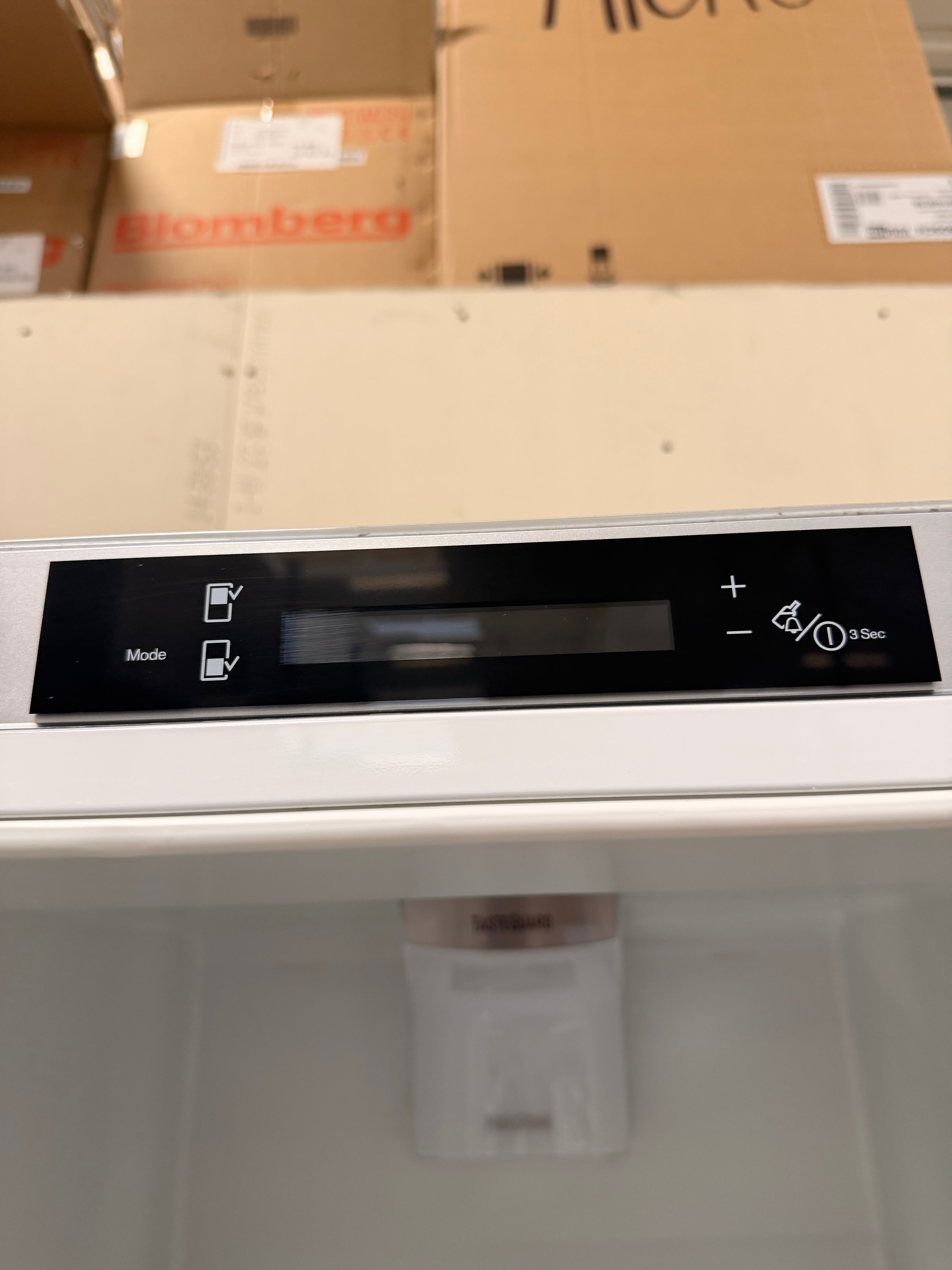 Electrolux køle/fryseskab EN3855MOW - D19763