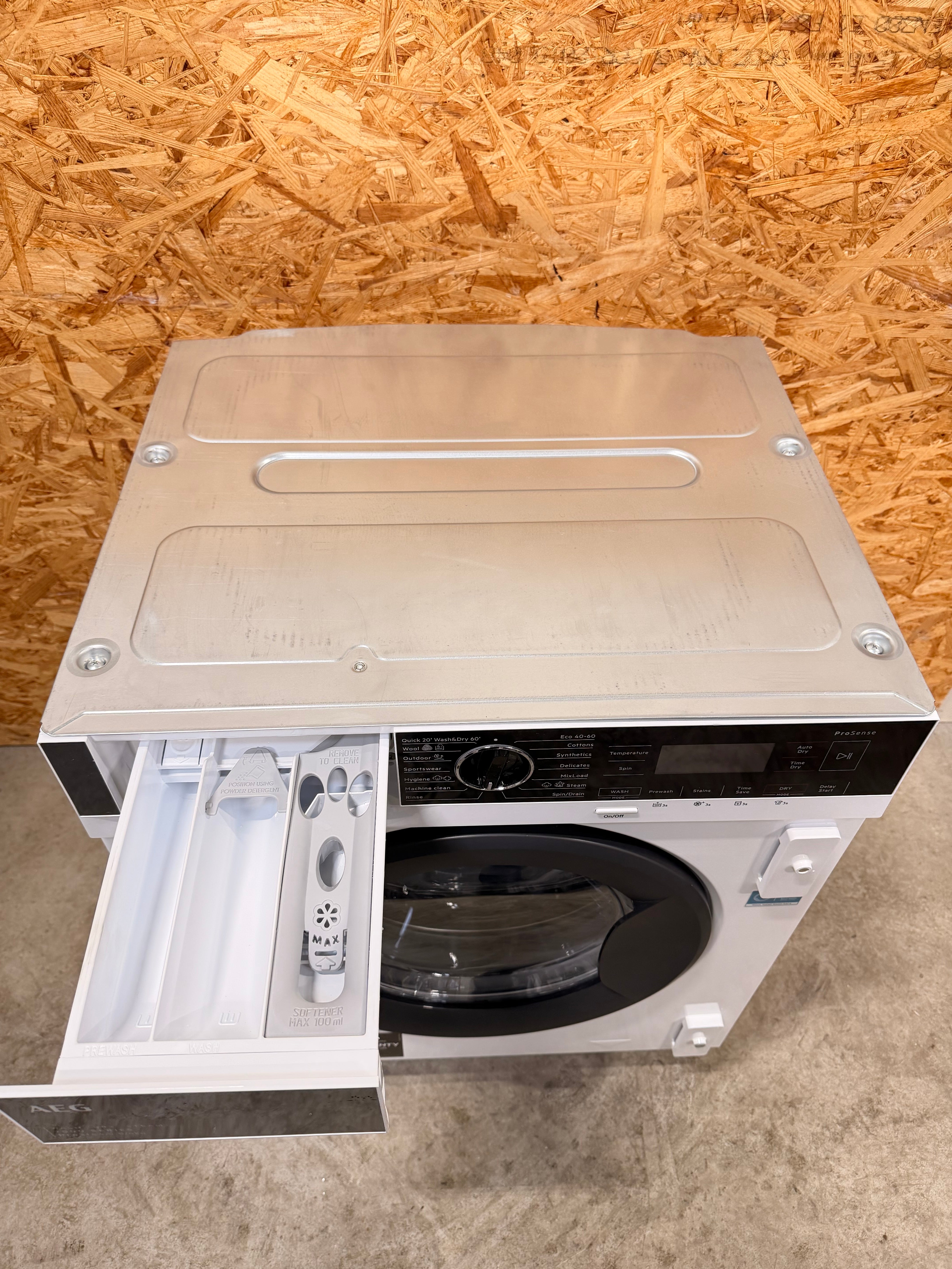 AEG integrerbar vaske-/tørremaskine L7WBI864T4 - D19579