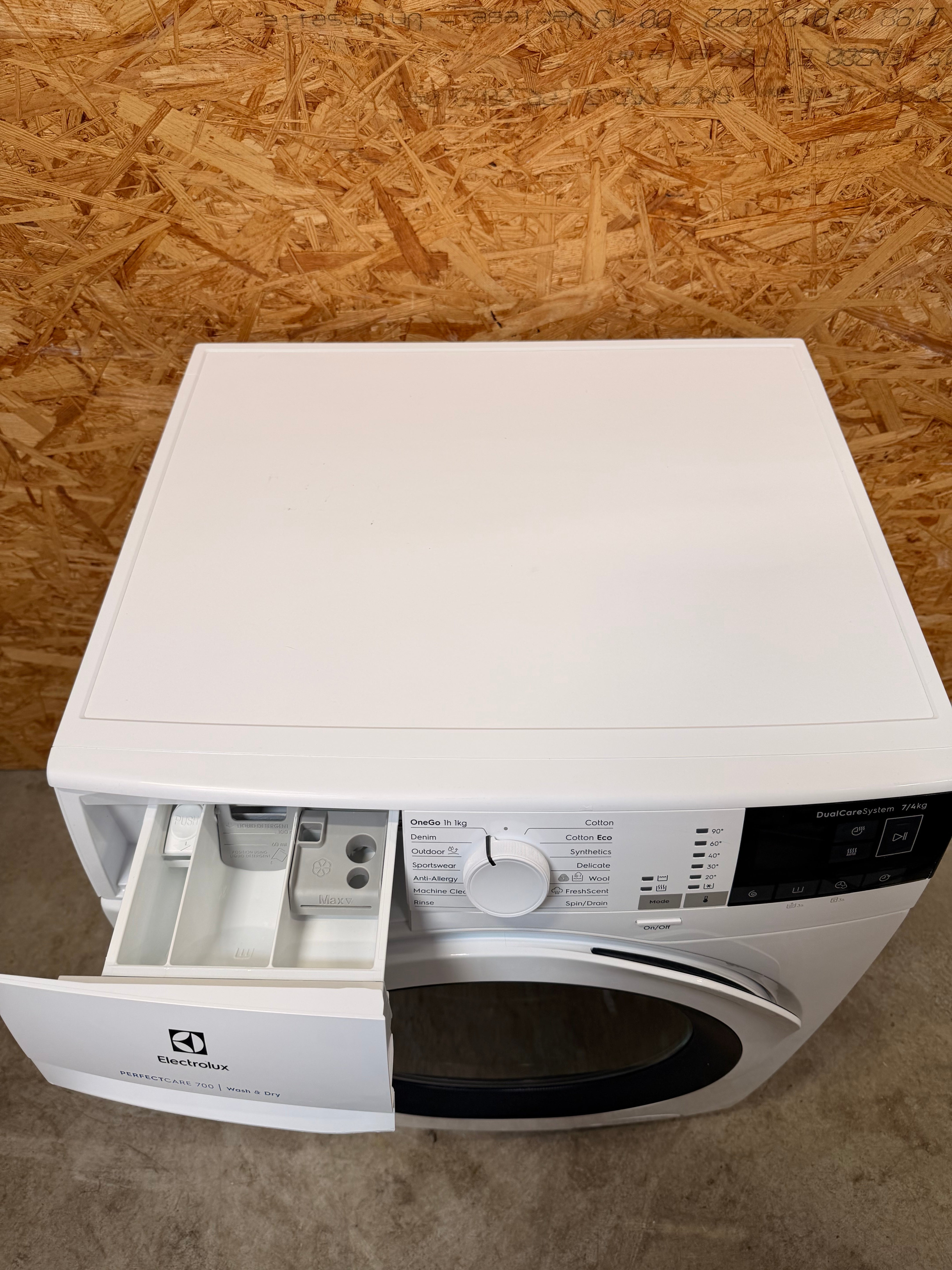 Electrolux vaske/tørremaskine EW7W447W - D20004