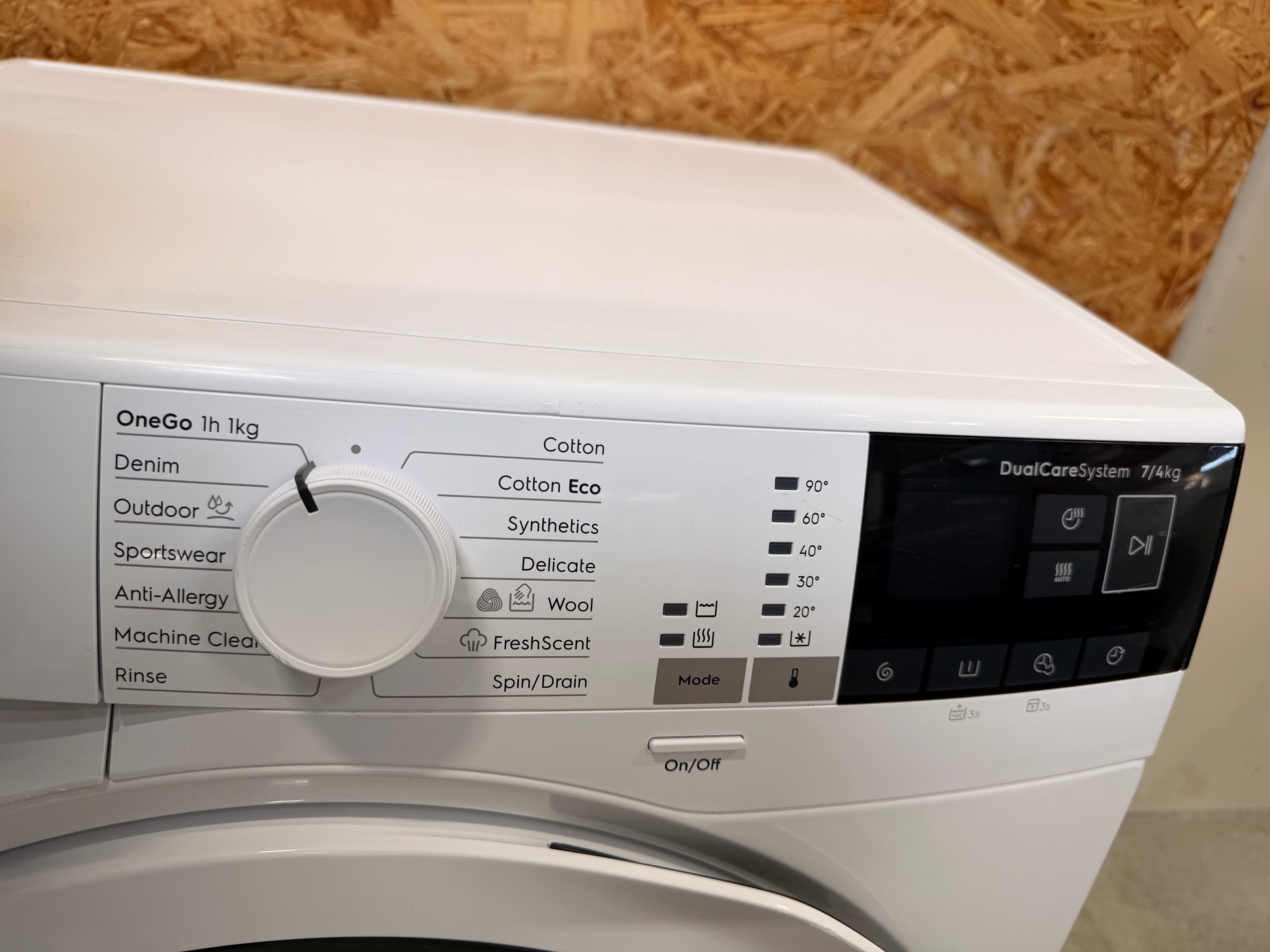 Electrolux vaske/tørremaskine EW7W447W - D20004