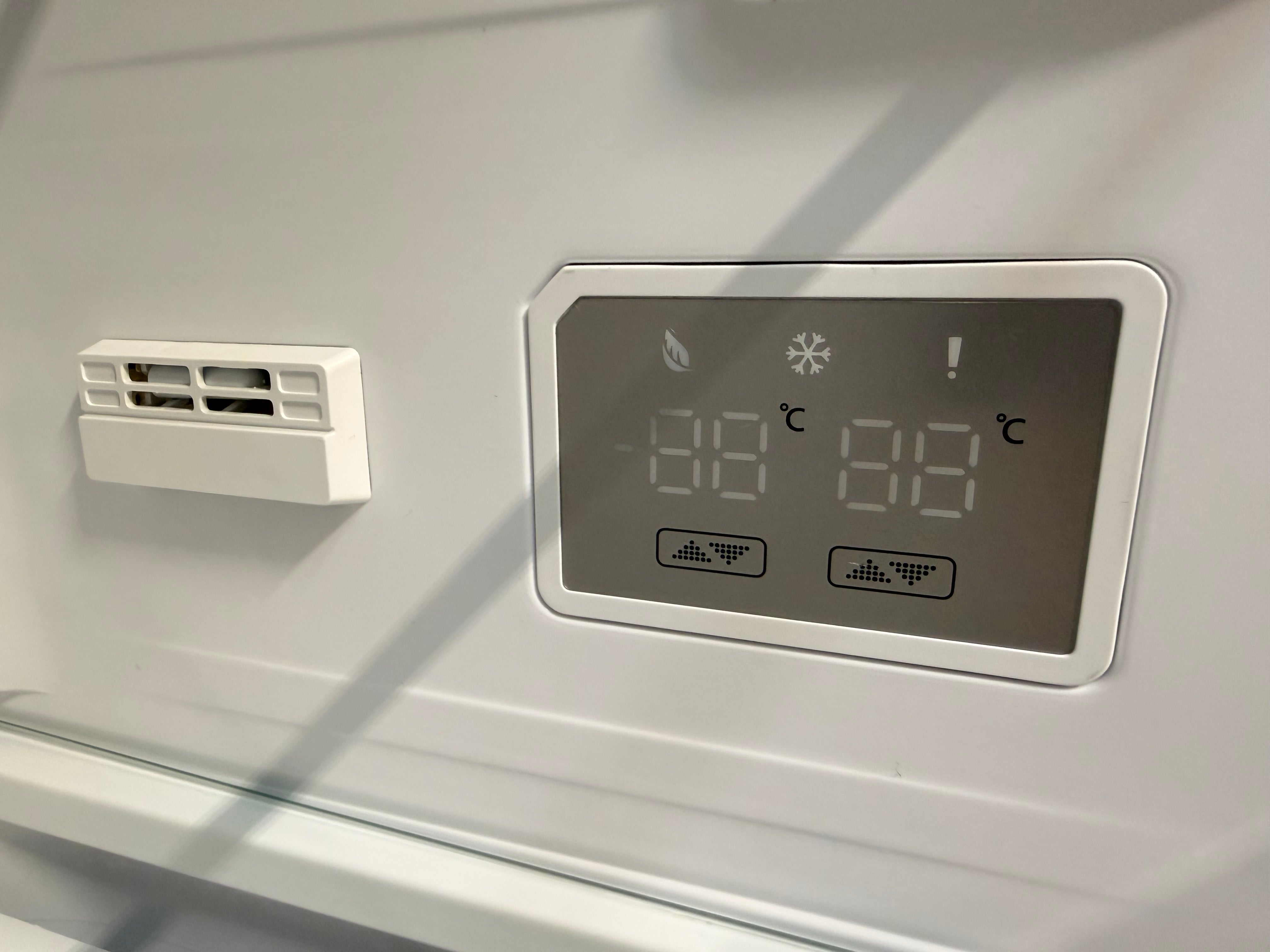Vestfrost køle-/fryseskab SW689MENF - D19292