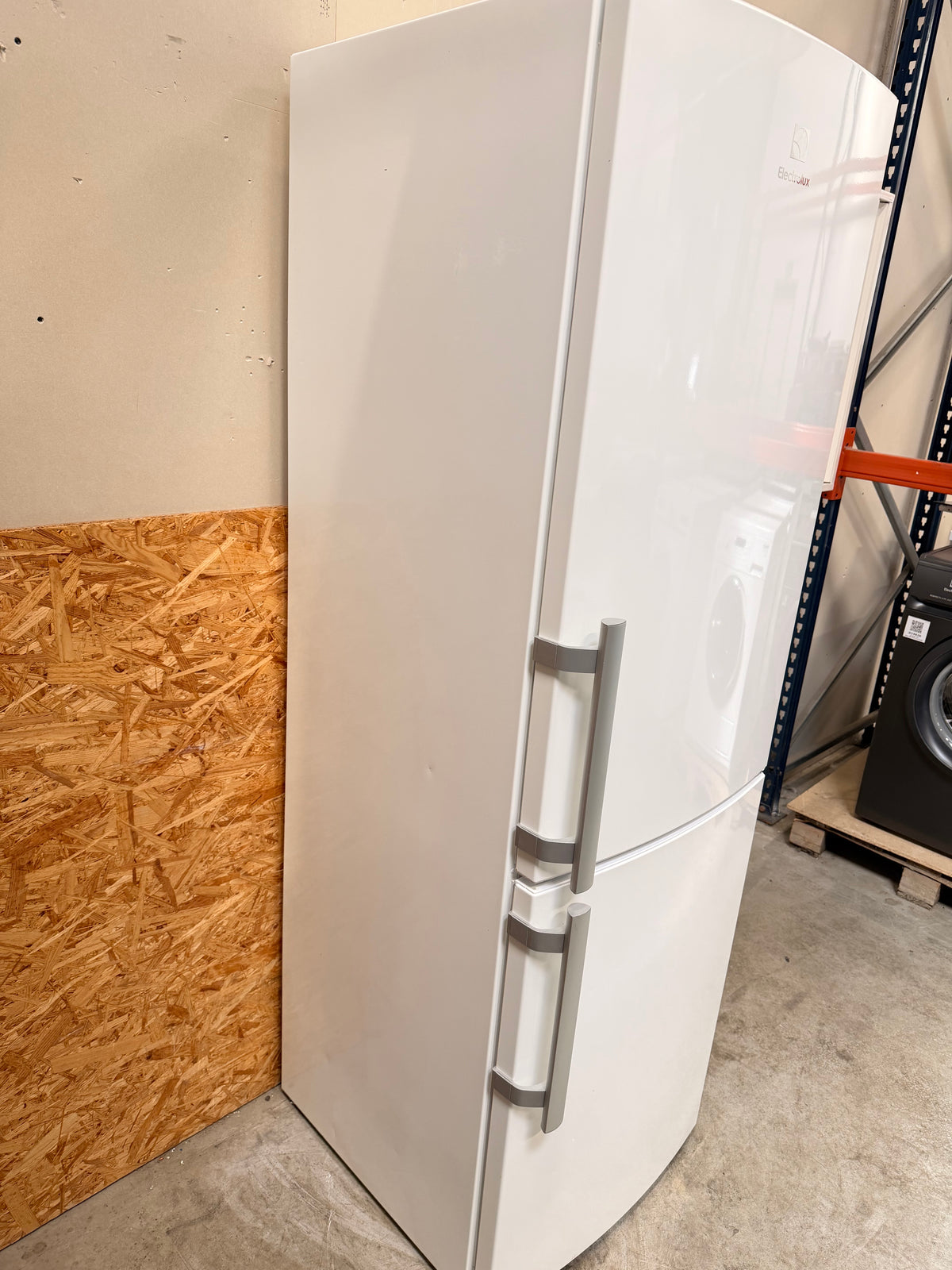 Electrolux køle/fryseskab EN3615MOW - D19605