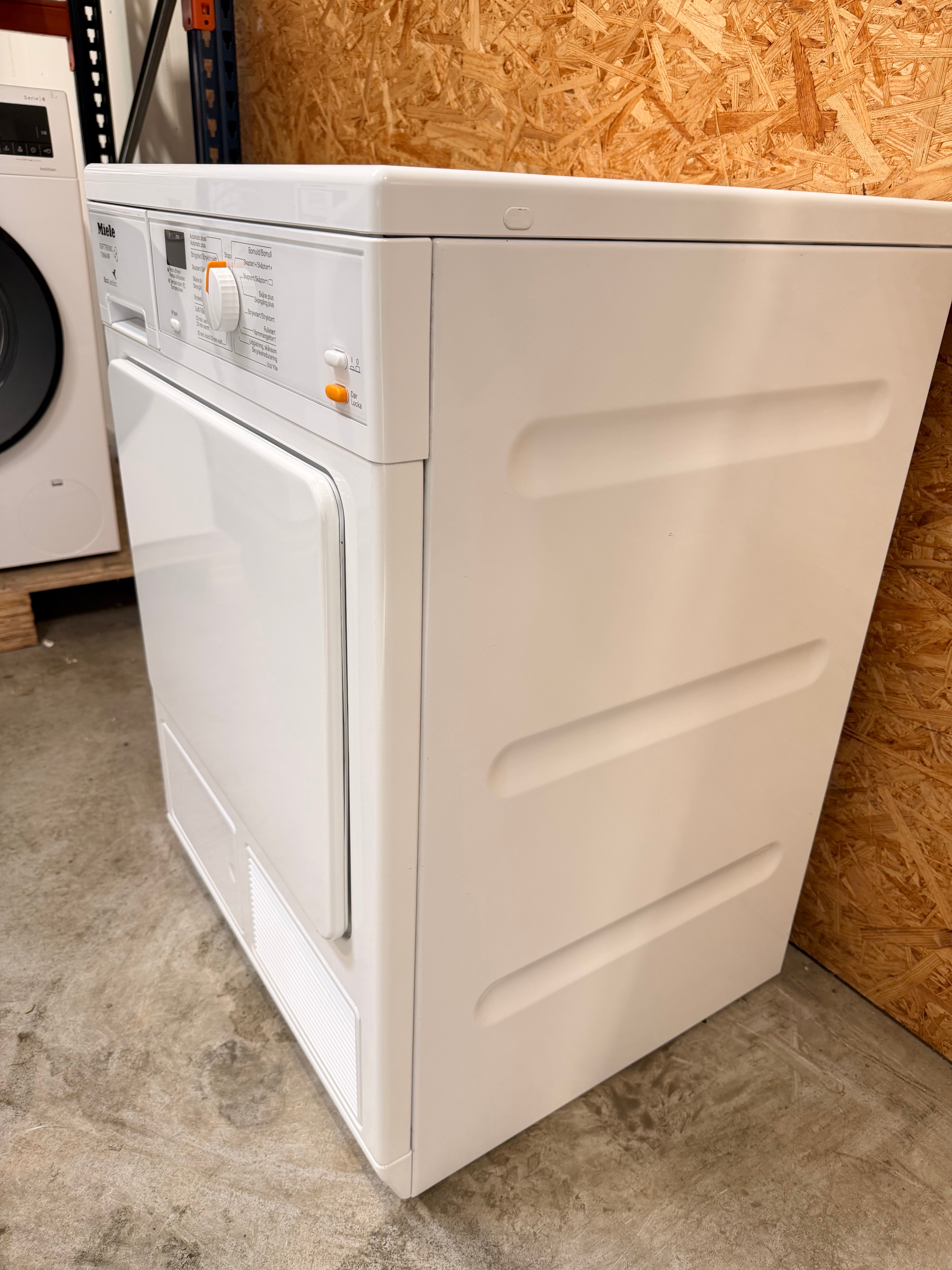 Miele tørretumbler T8164WP - D19977
