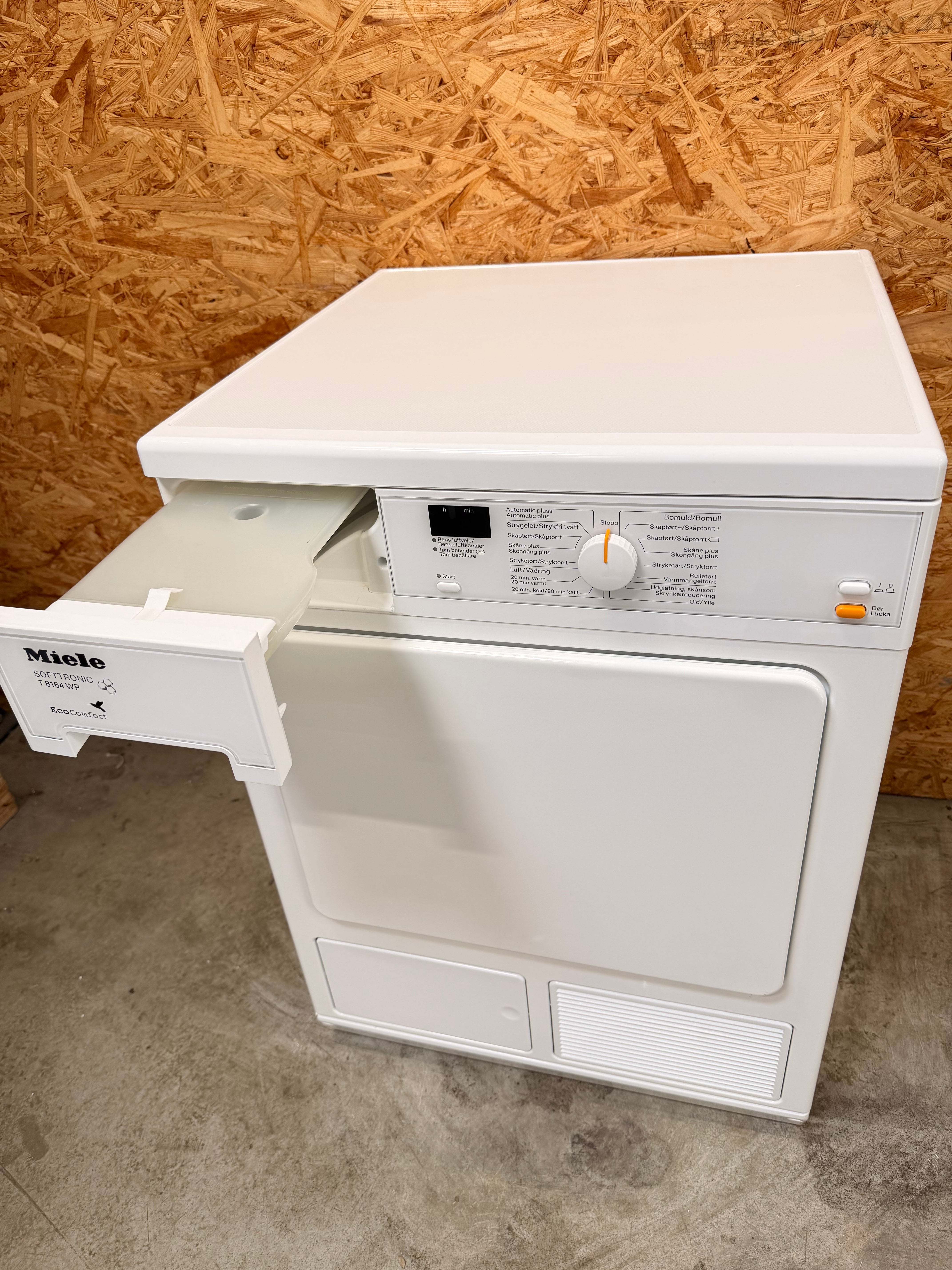 Miele tørretumbler T8164WP - D19977