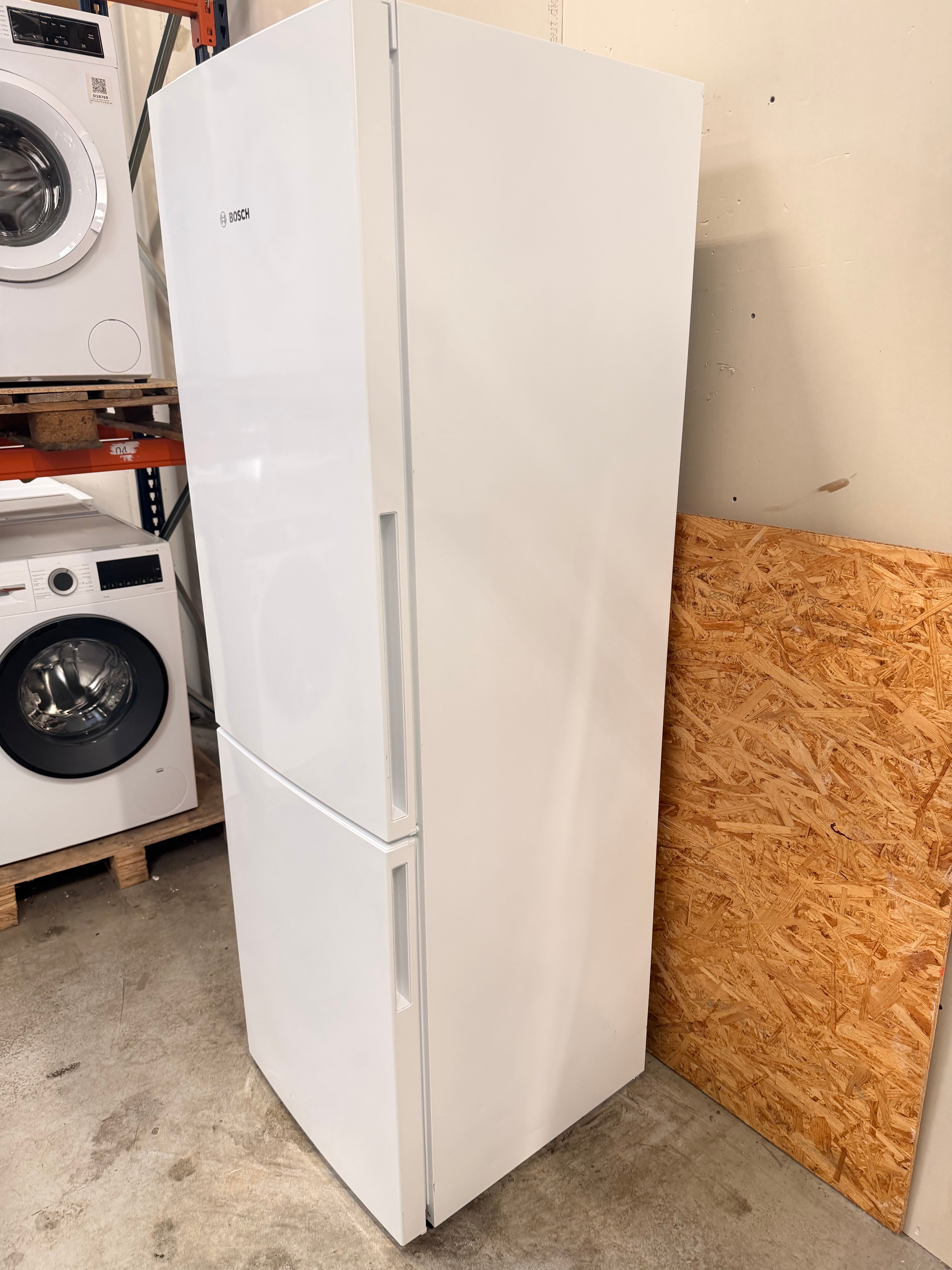 Bosch køle/fryseskab KGV36UW20 - D19551