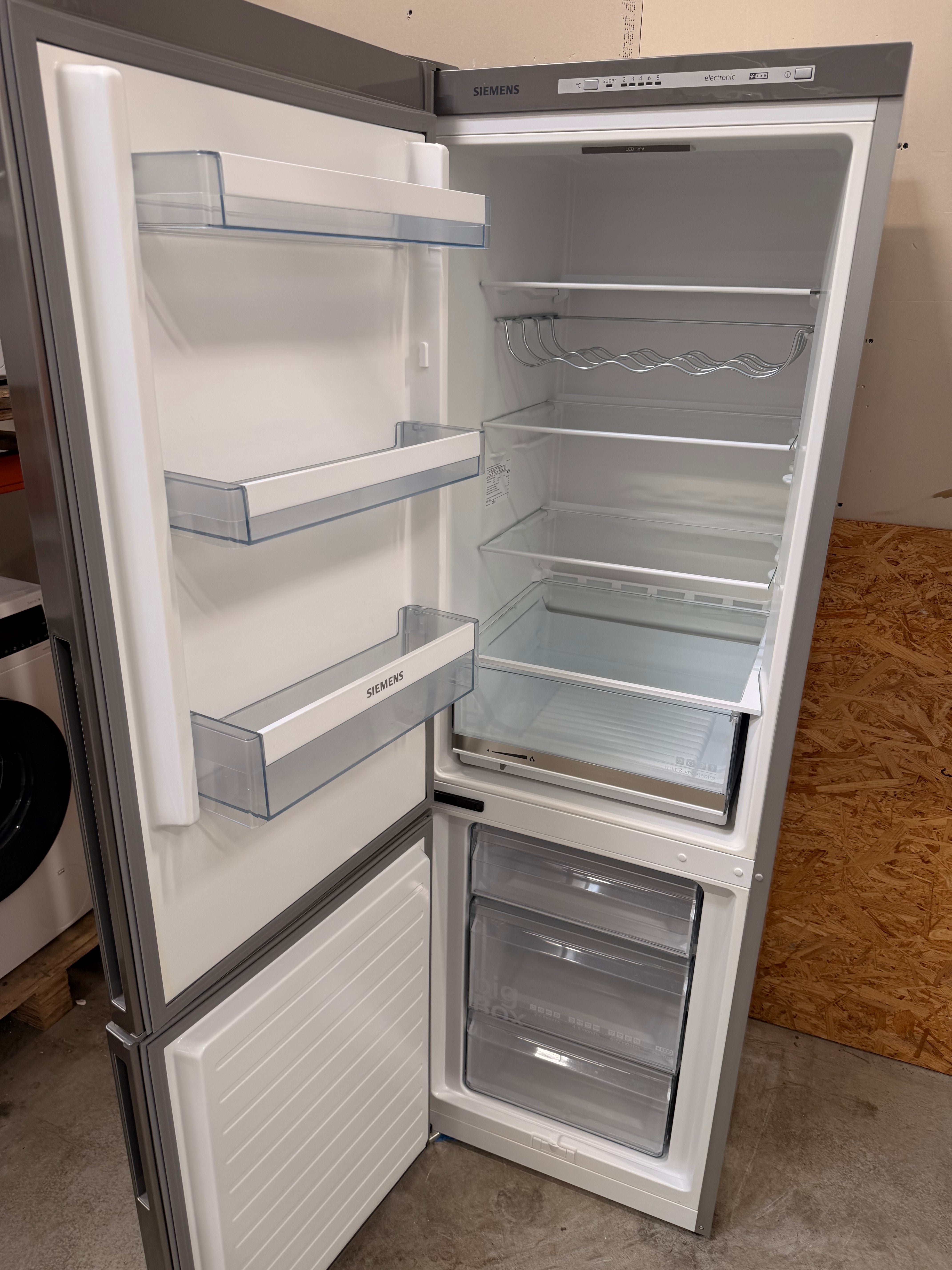 Siemens køle/fryseskab KG36VVI32 - D19747