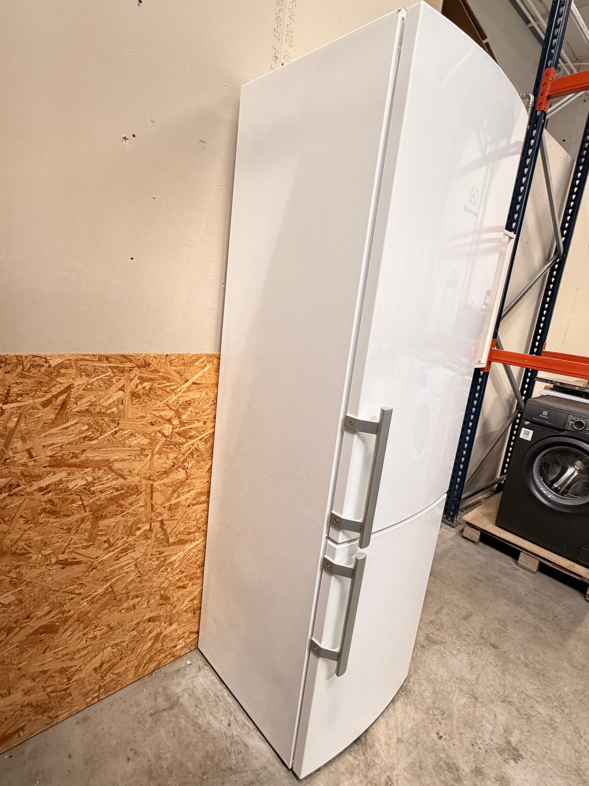 Electrolux køle/fryseskab EN3855MOW - D20057