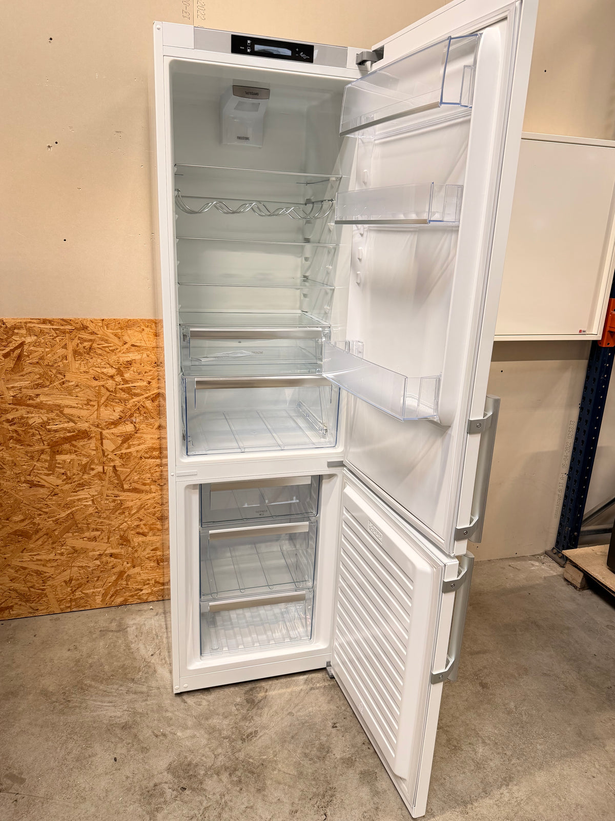 Electrolux køle/fryseskab EN3855MOW - D20057