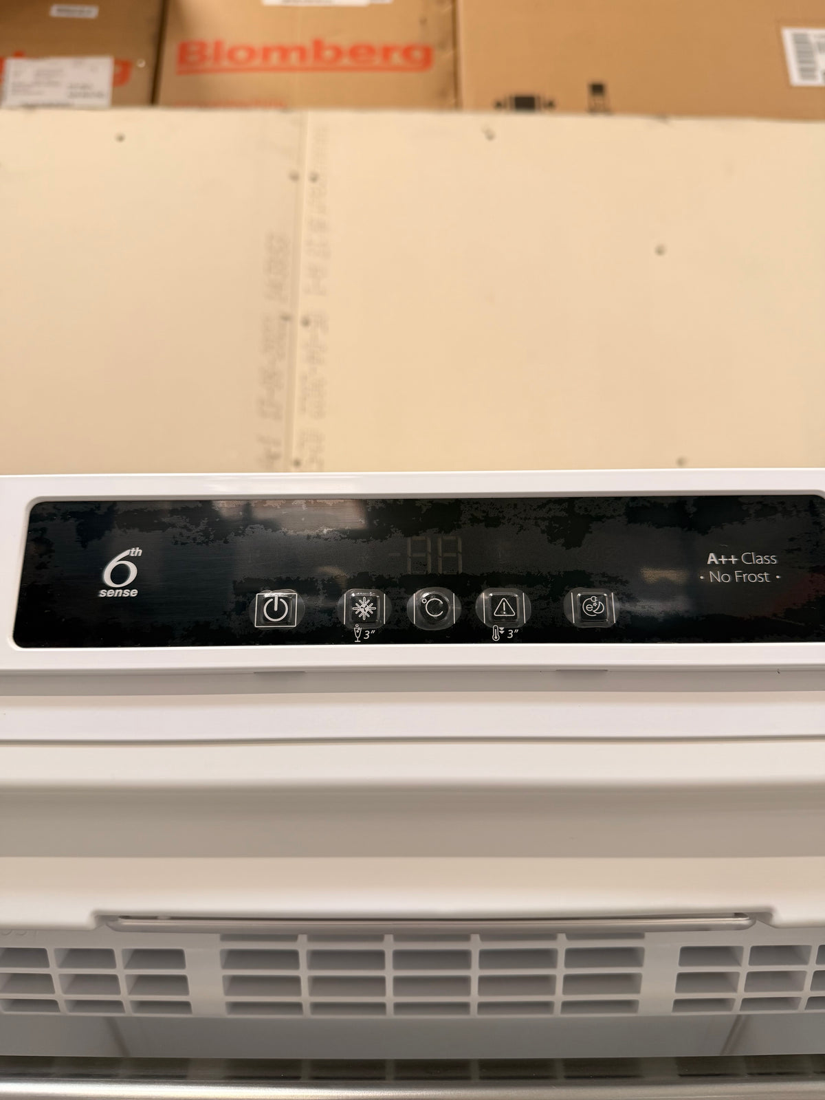 Whirlpool fryseskab WVA26582NFW - D19735