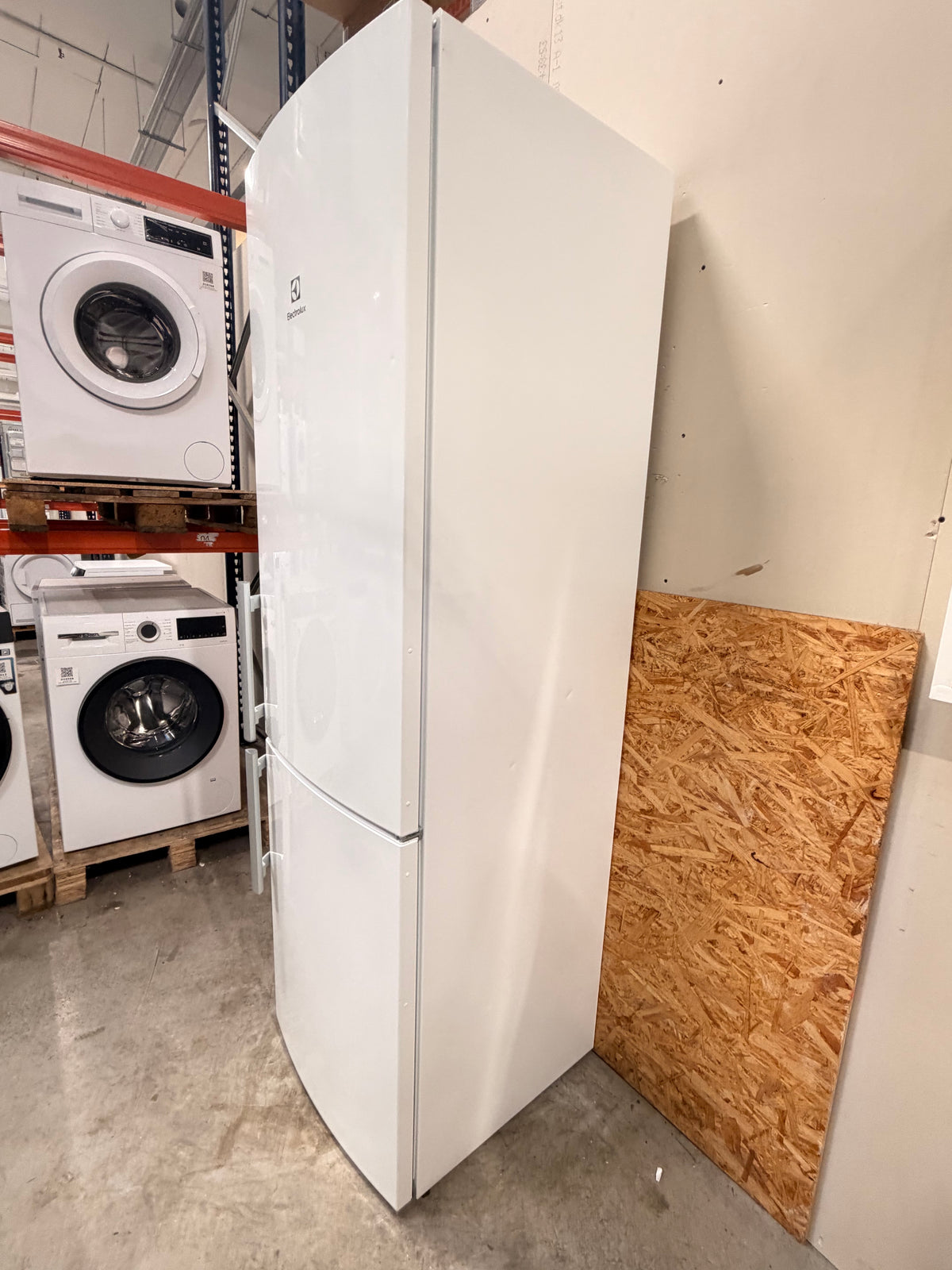 Electrolux køle/fryseskab EN4015MOW - D20198