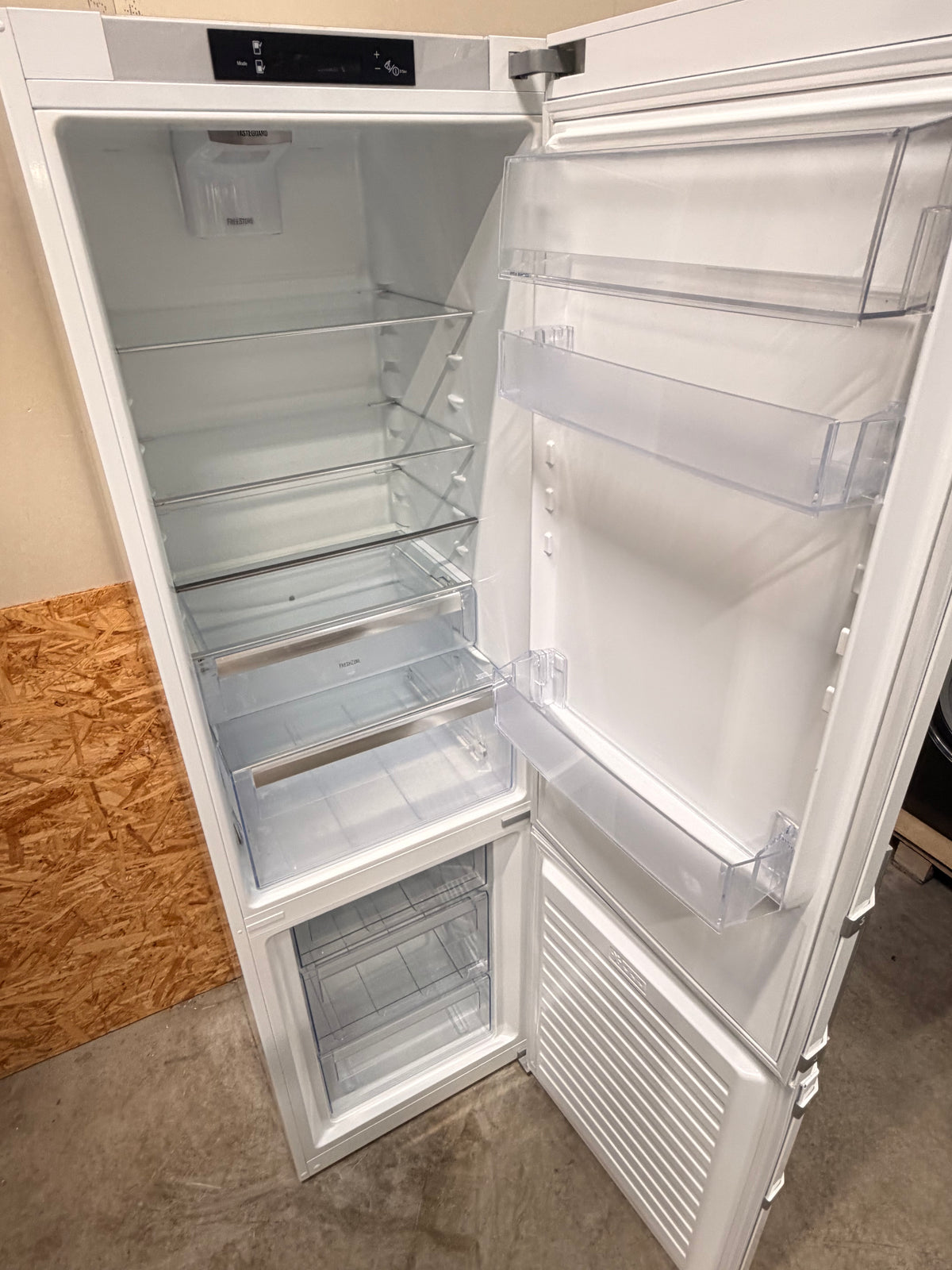 Electrolux køle/fryseskab EN4015MOW - D20198