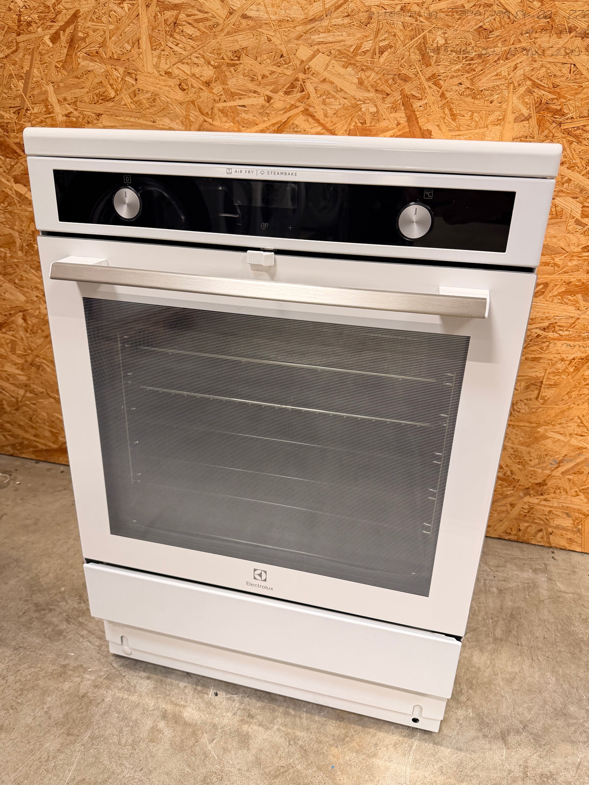 Electrolux induktions komfur LKI66442NW - D20201