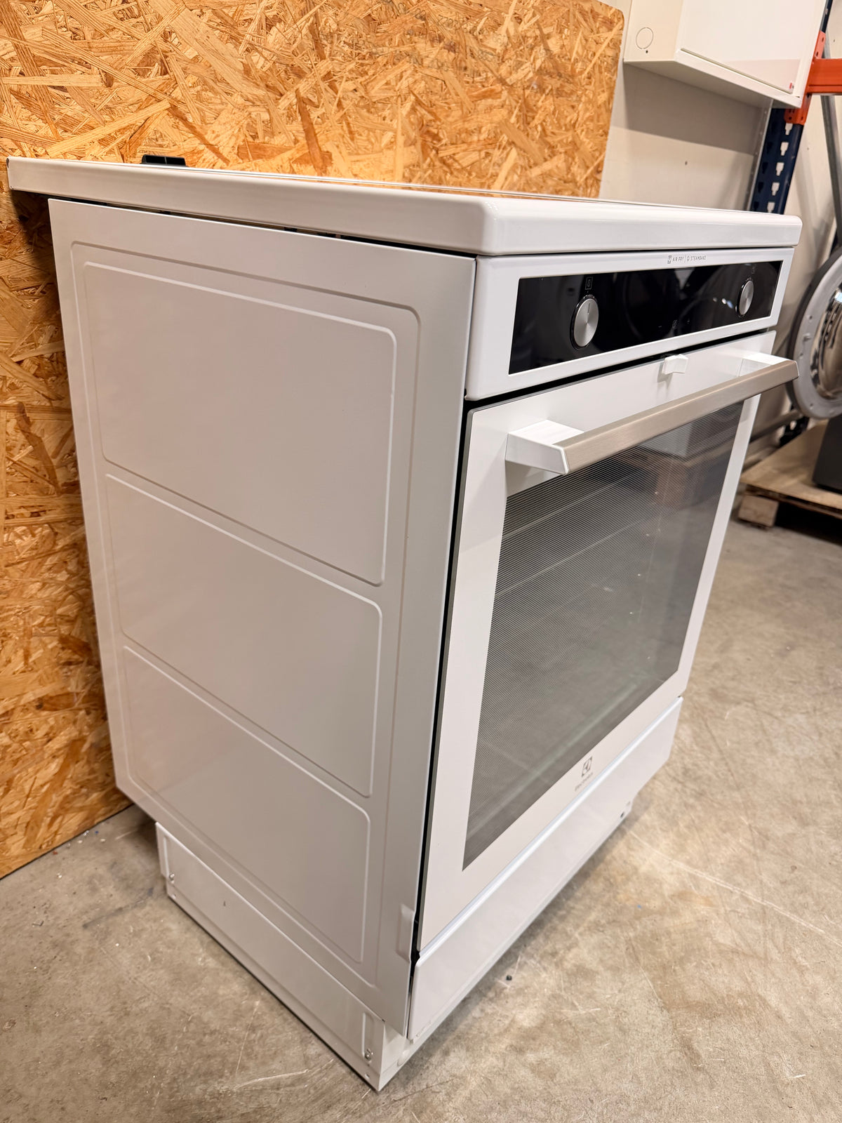Electrolux induktions komfur LKI66442NW - D20201