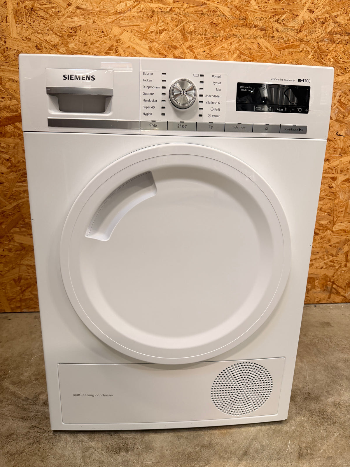 Siemens iQ700 Tørretumbler WT47W568DN - D19688