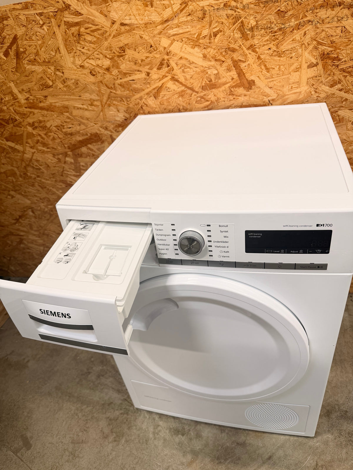 Siemens iQ700 Tørretumbler WT47W568DN - D19688