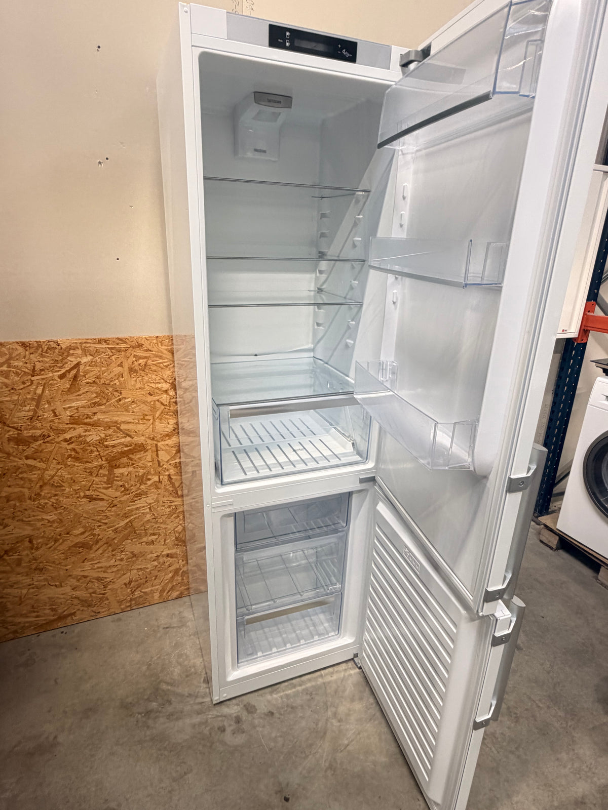 Electrolux køle/fryseskab EN3855MOW - D20313