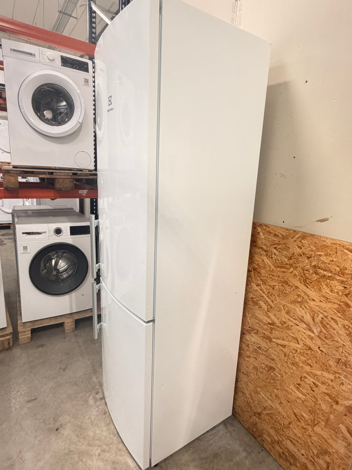Electrolux køle/fryseskab EN3855MOW - D20313
