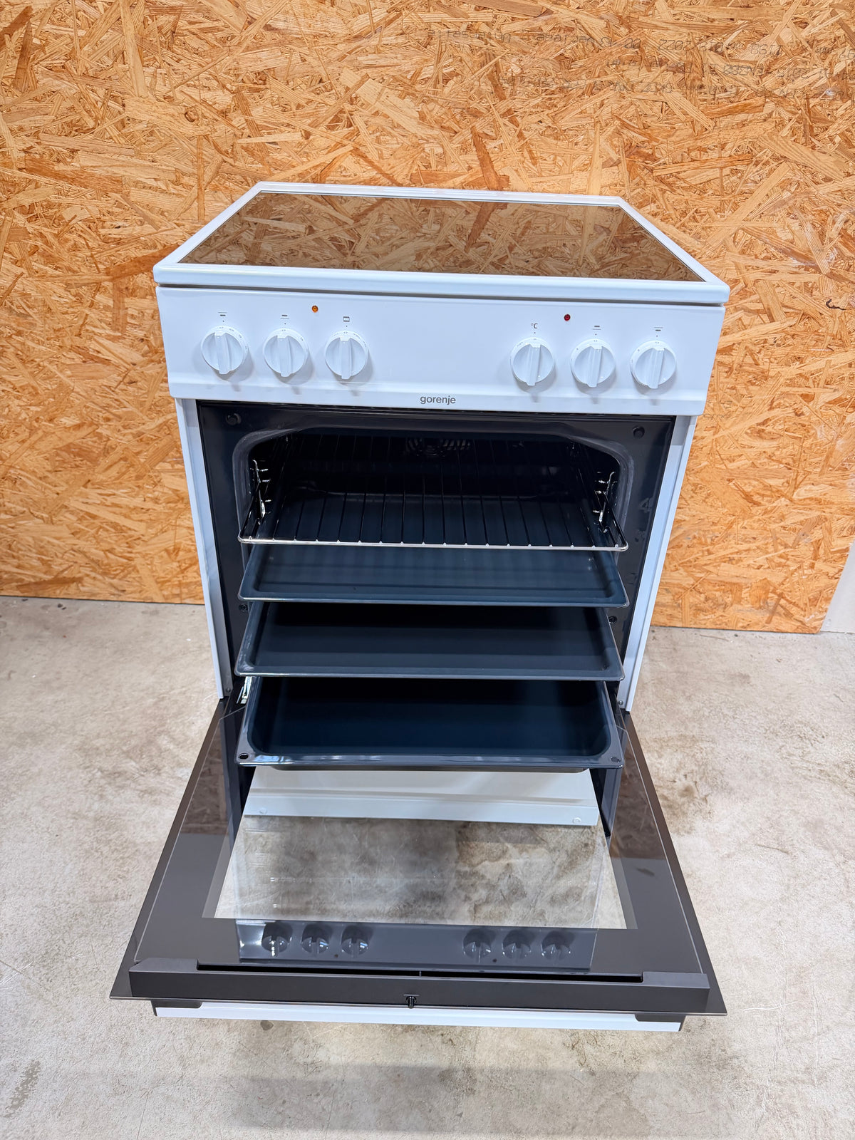Gorenje keramisk komfur ECS7615W - D20360