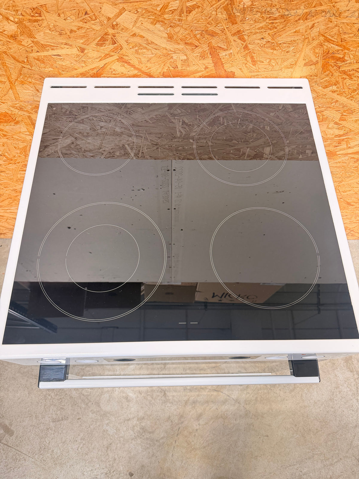 Gorenje keramisk komfur GEC6D60WPB - D20374