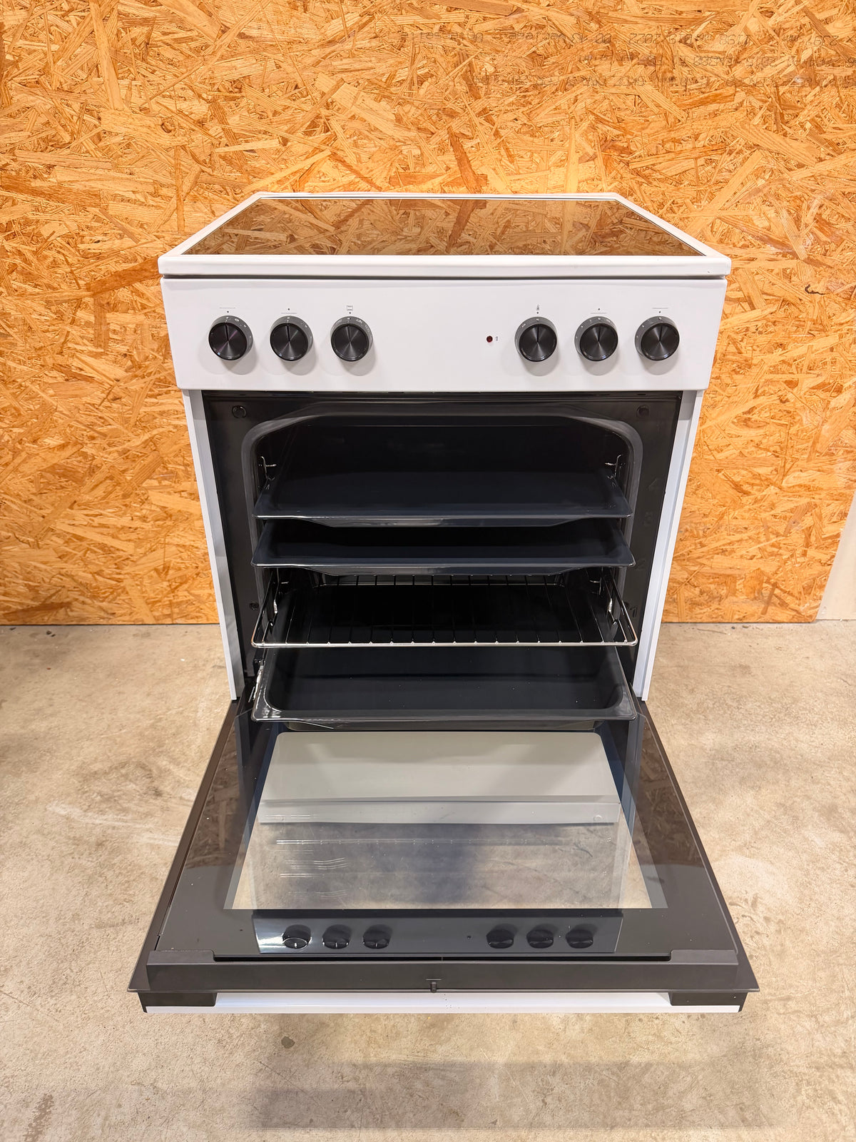 Hisense keramisk komfur HCC8617WB - D20521