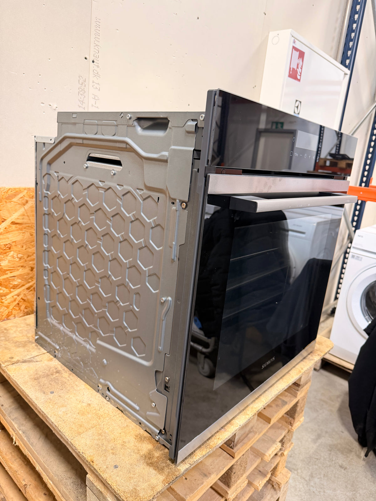 Siemens iQ300 indbygningsovn HB271ABS0S - D20489