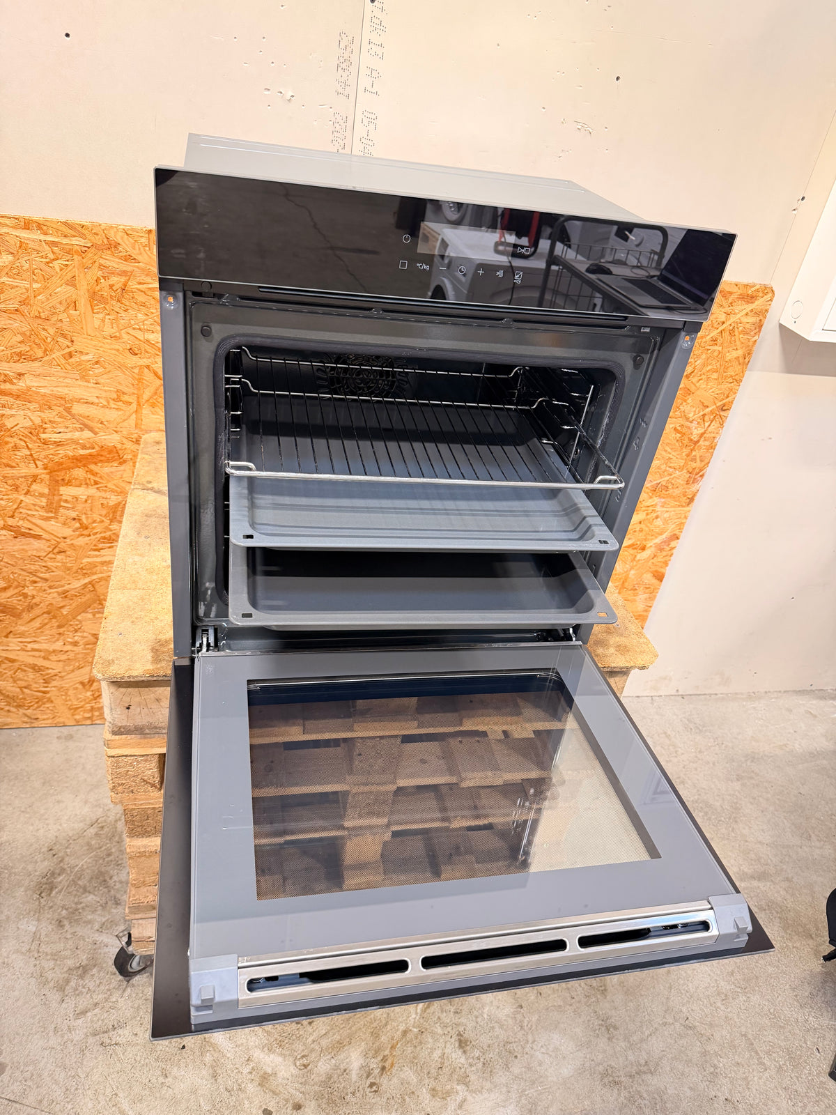 Siemens iQ300 indbygningsovn HB271ABS0S - D20489
