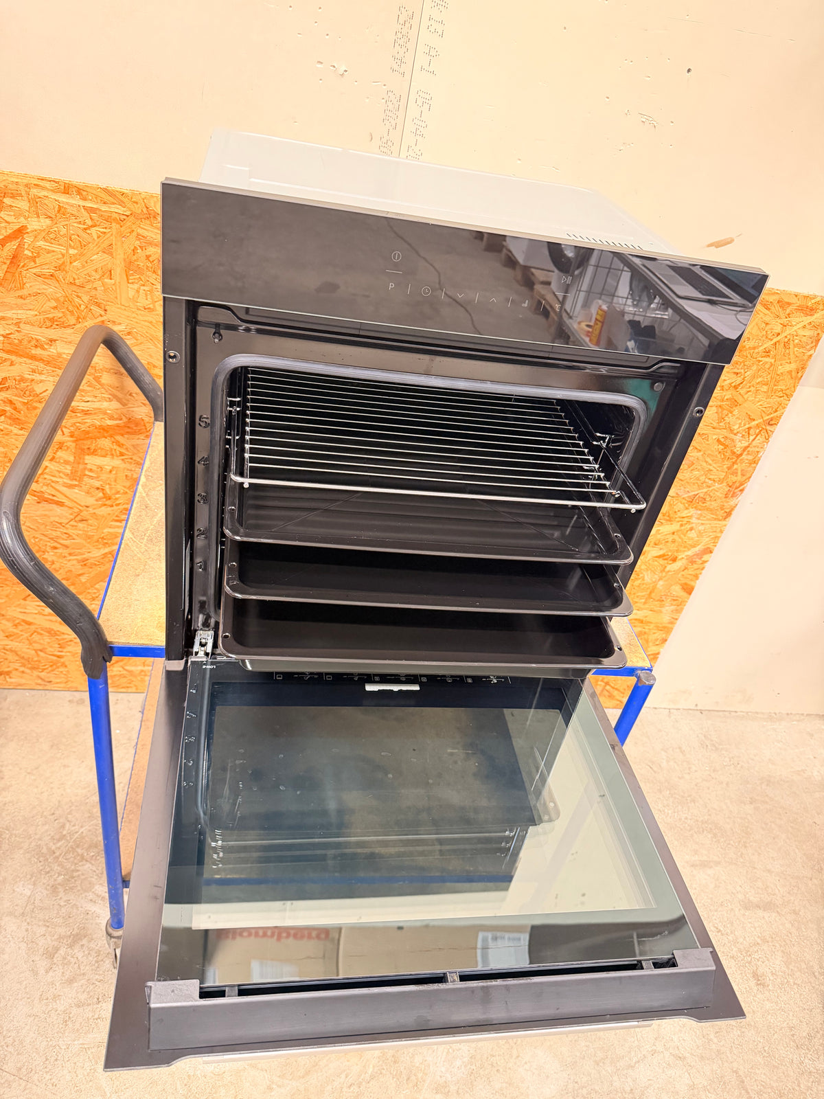 Blomberg indbygningsovn OEN84S60B - 20533