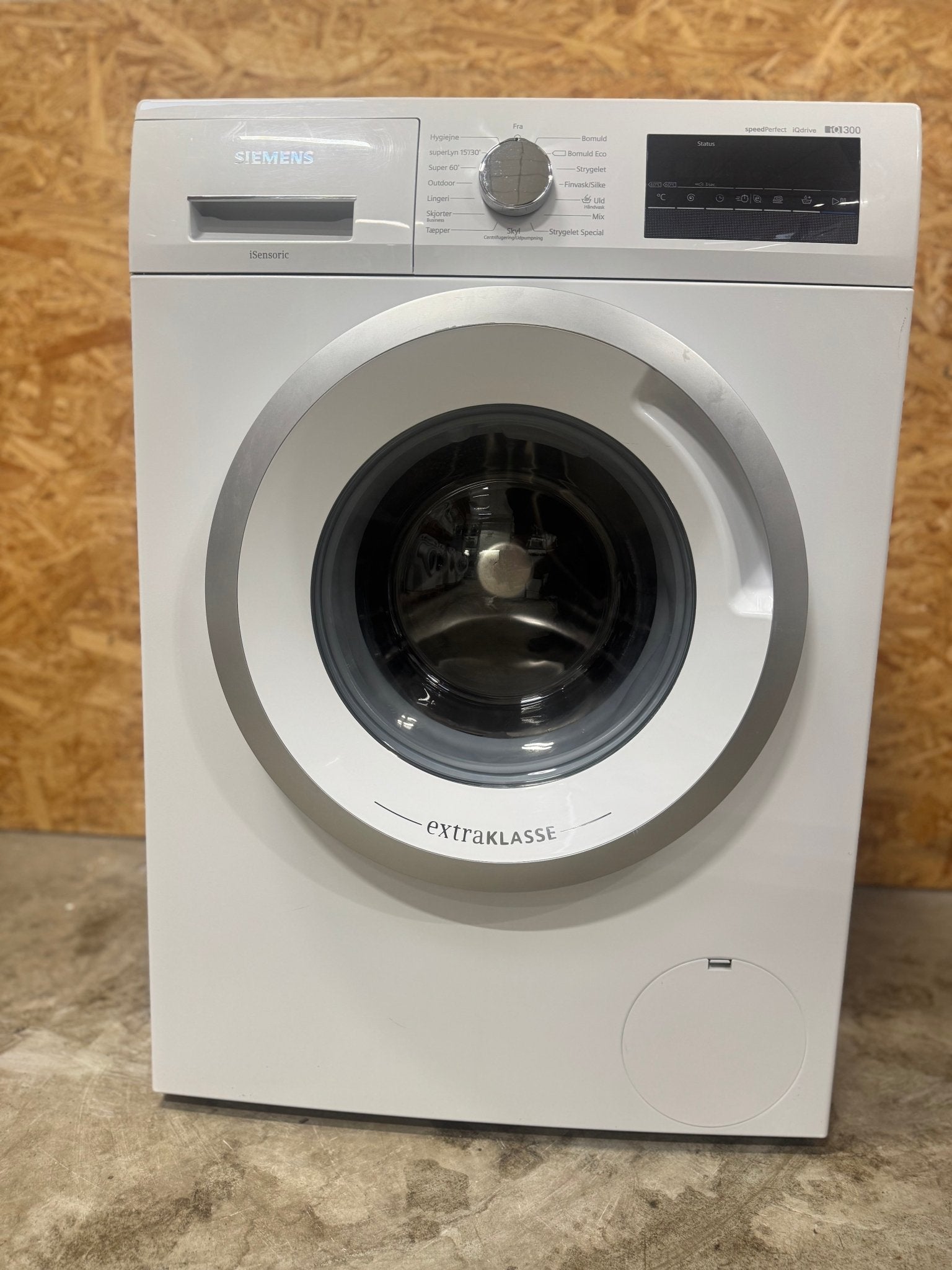 Siemens iQ300 vaskemaskine WM12N2C7DN - D17894 - Recirk - D17894