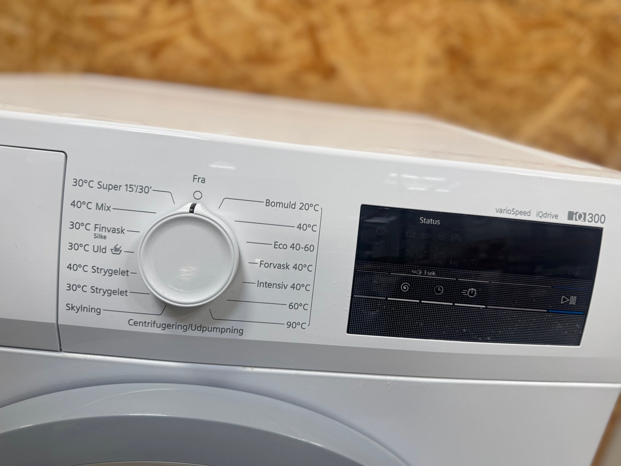 Siemens iQ300 vaskemaskine WM14N02LDN - D18156 - Recirk - D18156