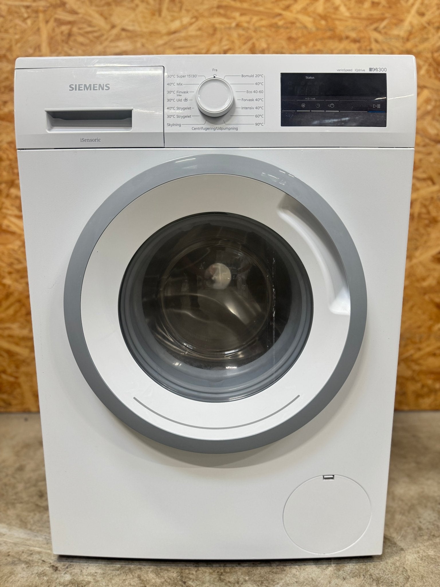 Siemens iQ300 vaskemaskine WM14N02LDN - D18156 - Recirk - D18156