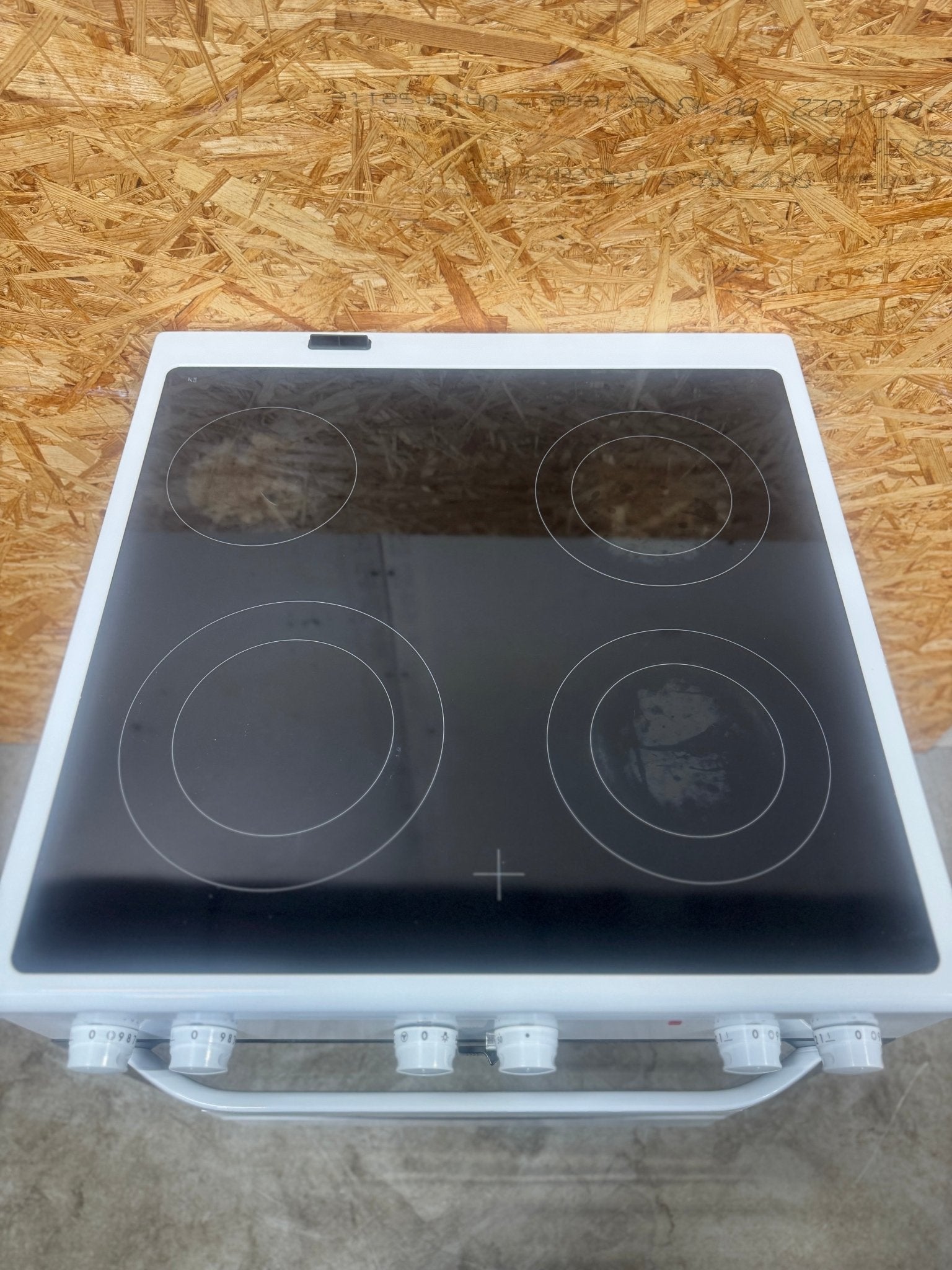 Voss keramisk komfur ELK13028HV - D17897 - Recirk - D17897