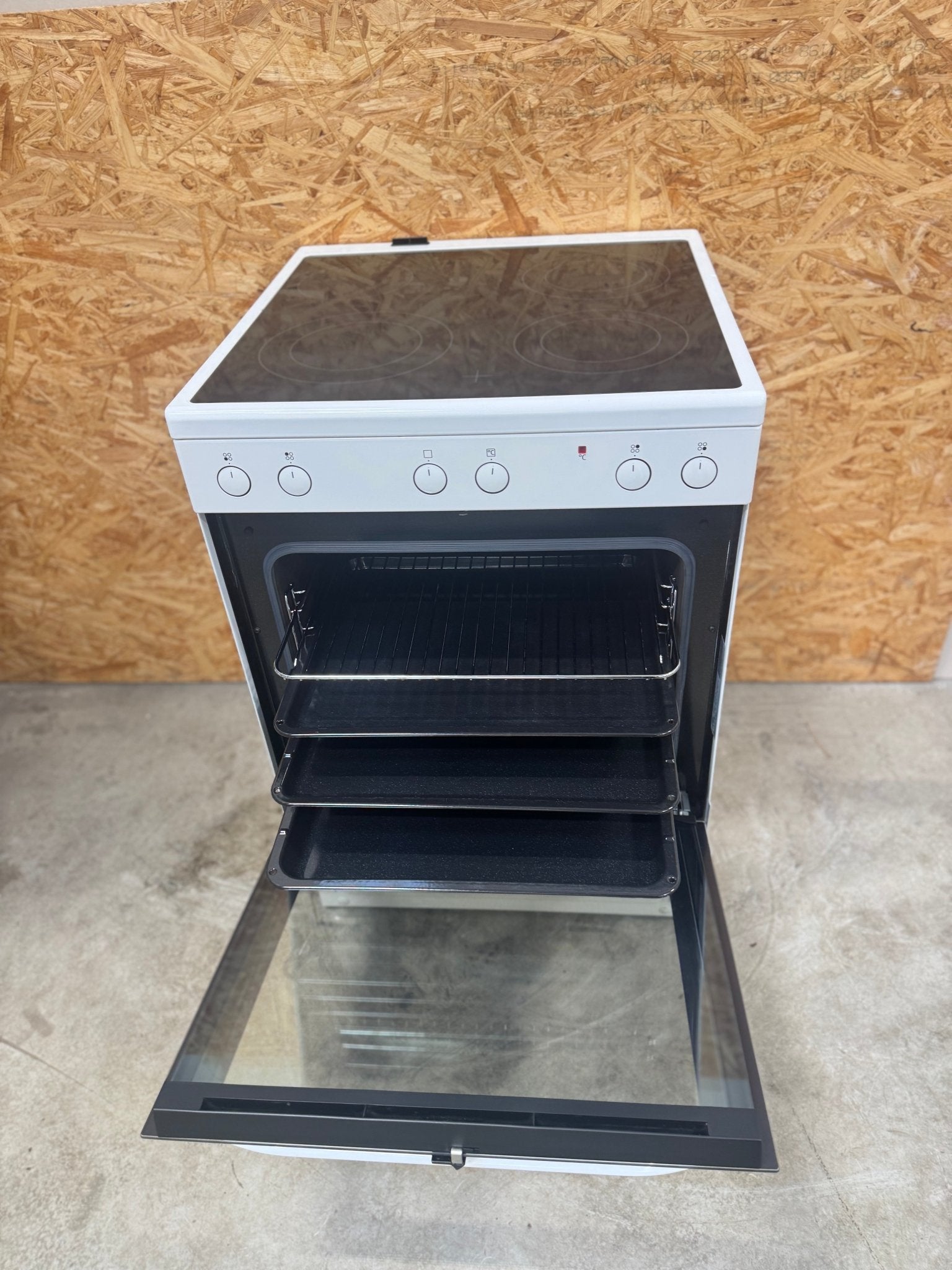 Voss keramisk komfur ELK13039HV - D17014 - Recirk - D17014