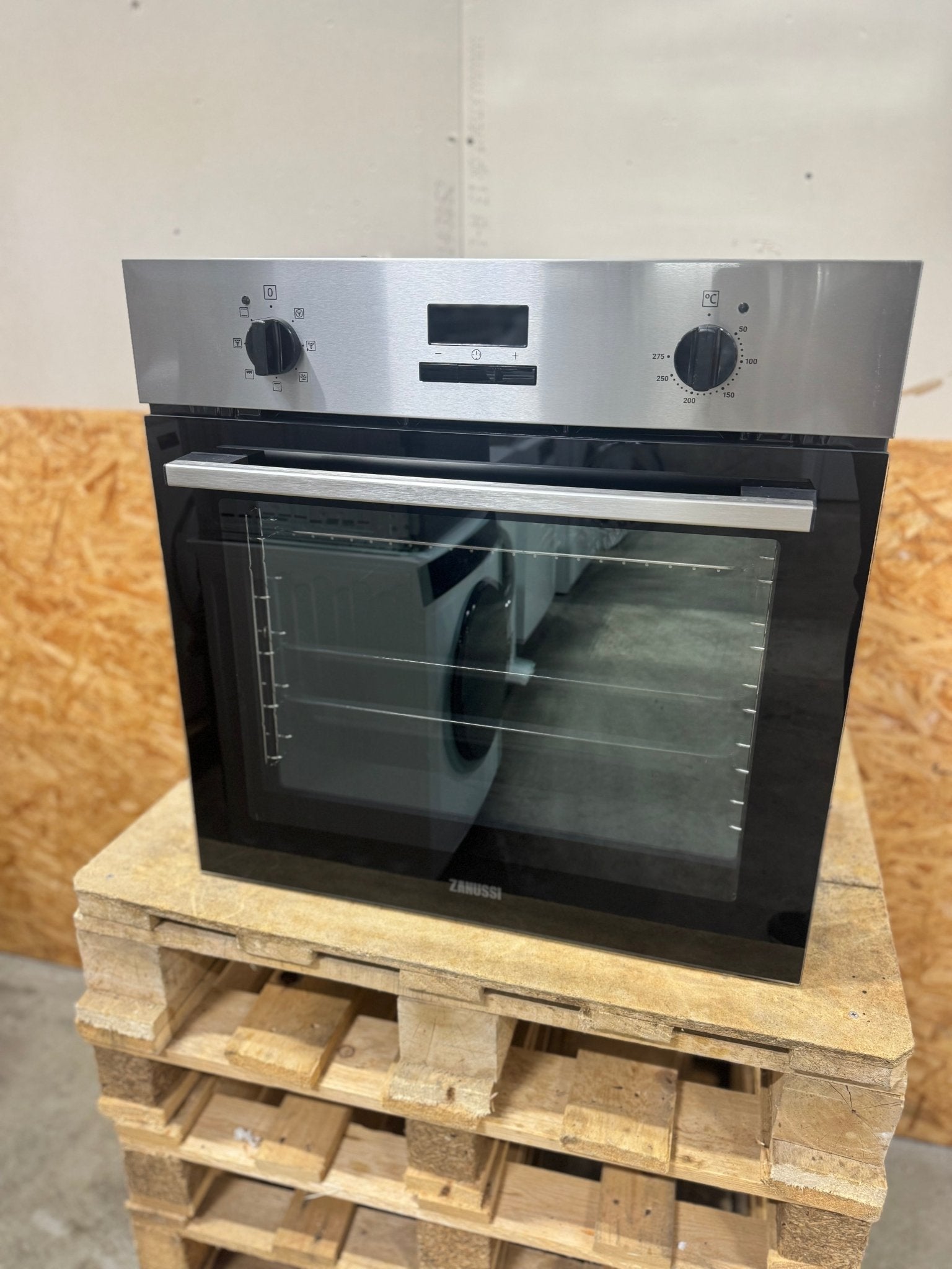 Zanussi indbygningsovn ZOHNX2X1 - D16602 - Recirk - D16602